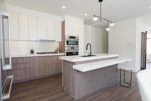 29 Woodford St, Apt 1