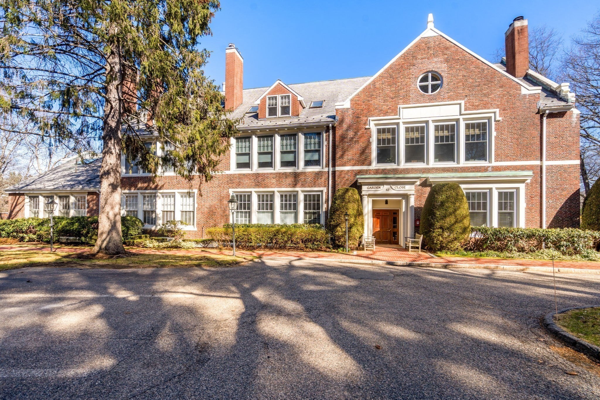 63 Garden Road Unit G2, Wellesley, MA 02481