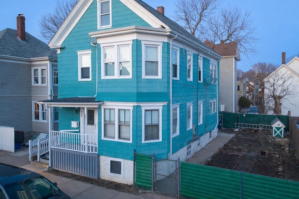 238 Tremont St, New Bedford, MA 02740