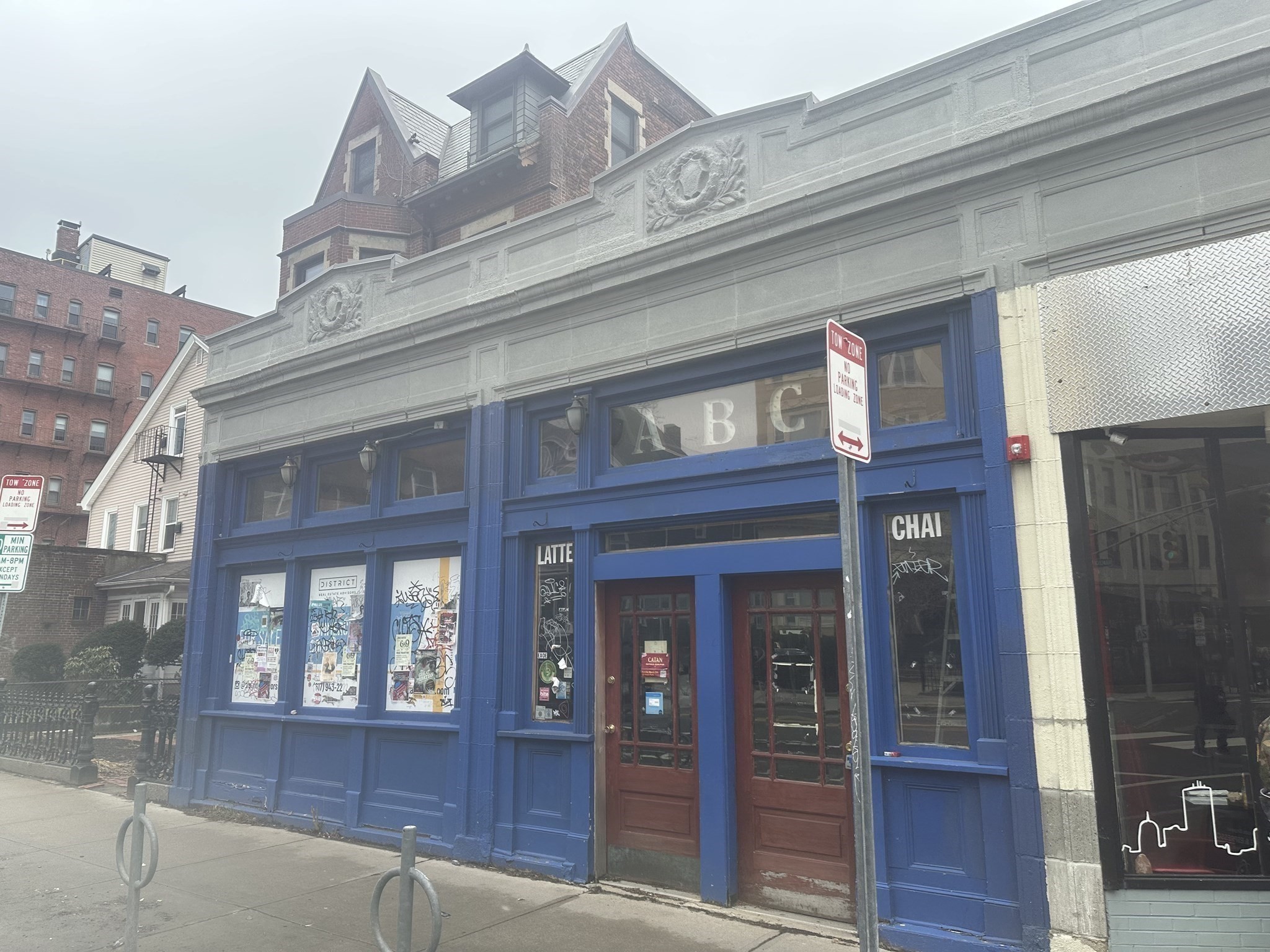 902 Massachusetts Ave Unit 902, Cambridge, MA 02139