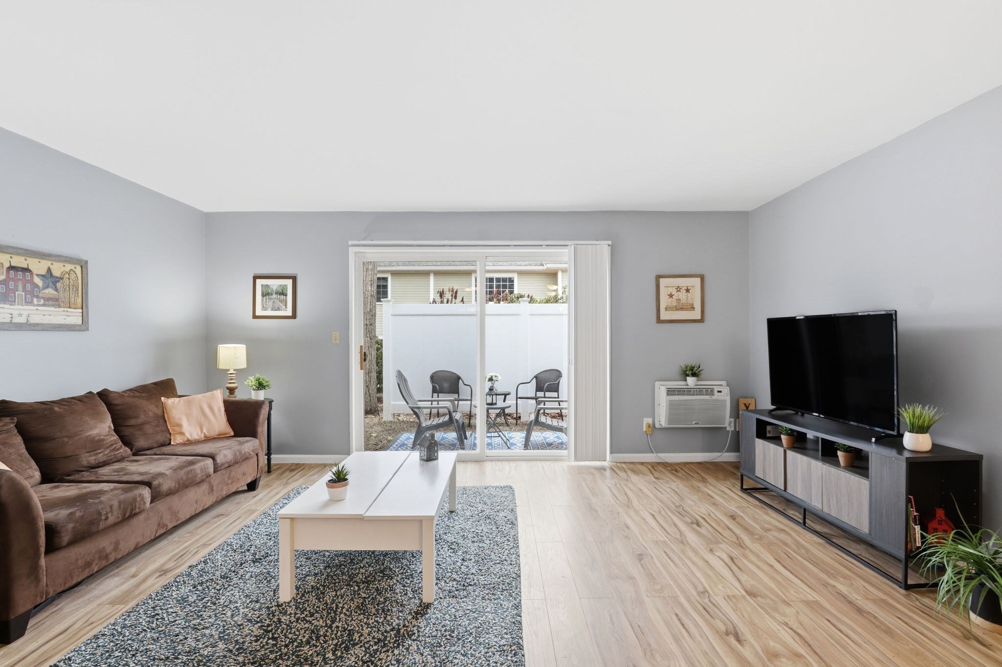 10 Nancy Rd Unit 6, Easton, MA 02375