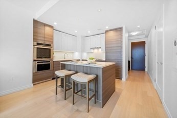 1 Franklin Unit 2406, Downtown, Boston, MA 02110