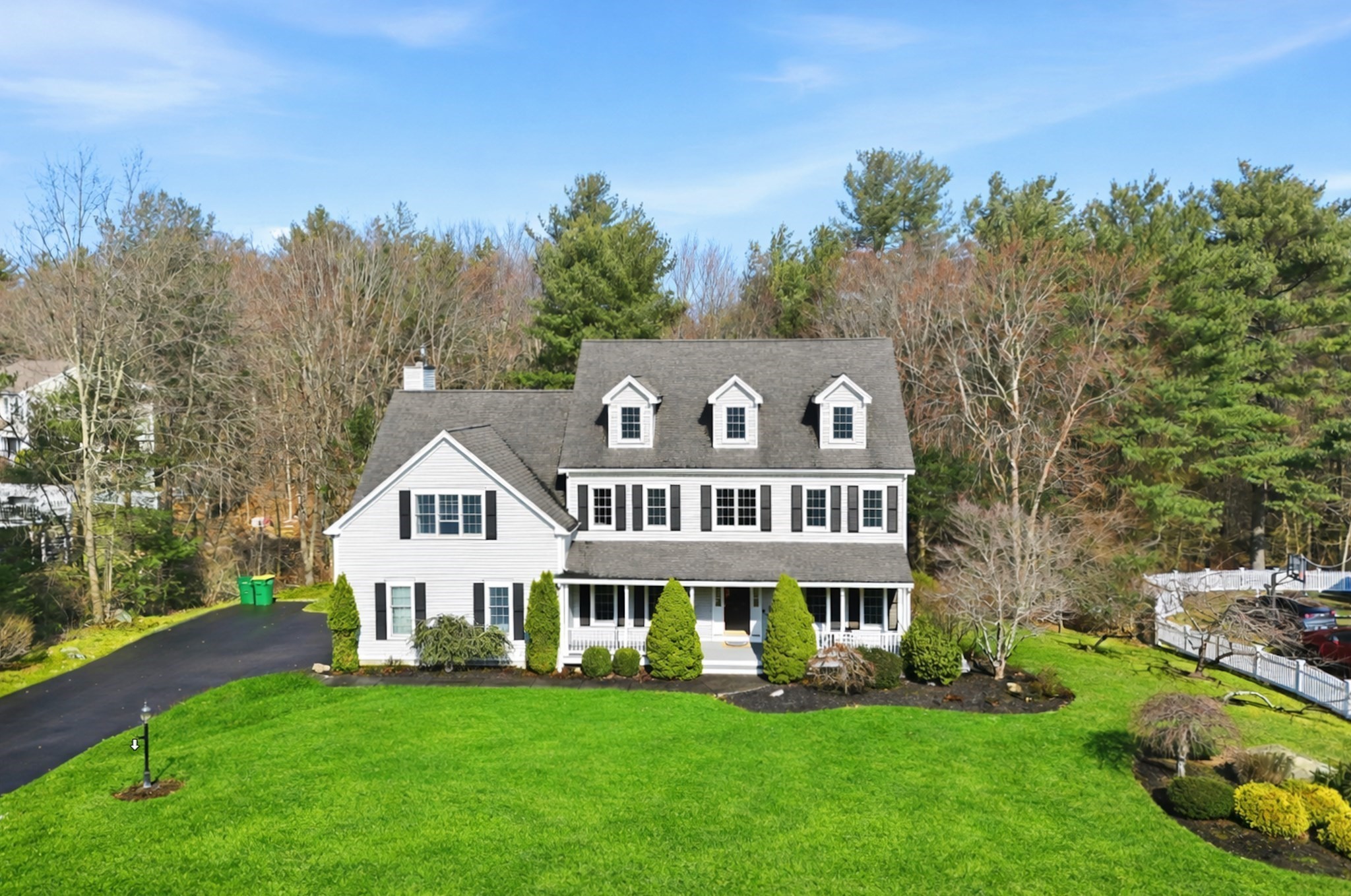 8 Scarlet Ct, Easton, MA 02356