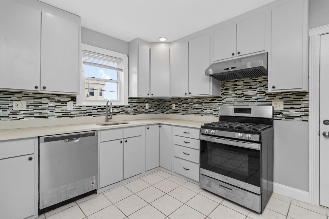 66 Stanley St, Dorchester, Boston, MA 02125 - Image 34