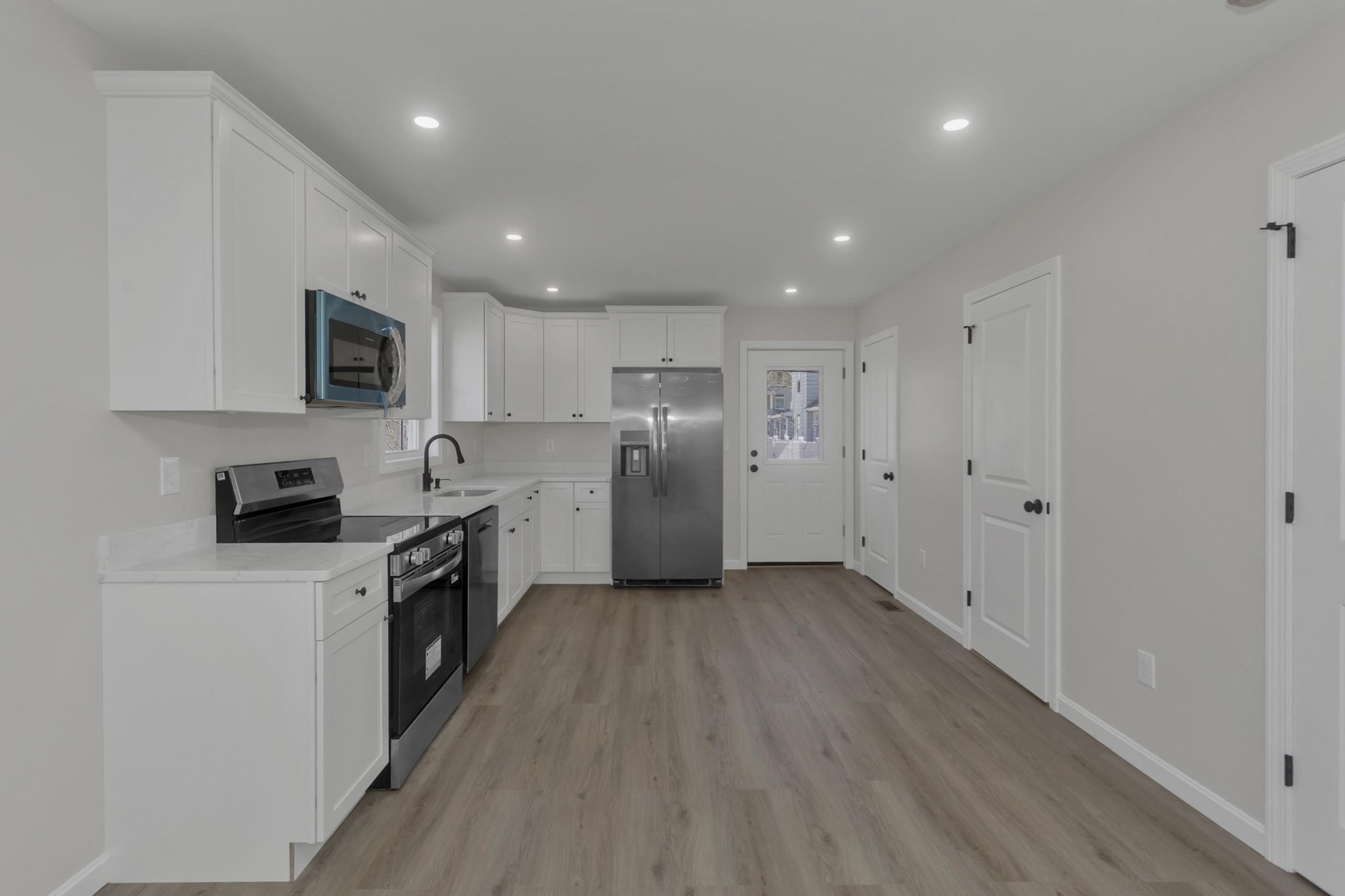63 Euclid Ave, Springfield, MA 01108 - Image 12