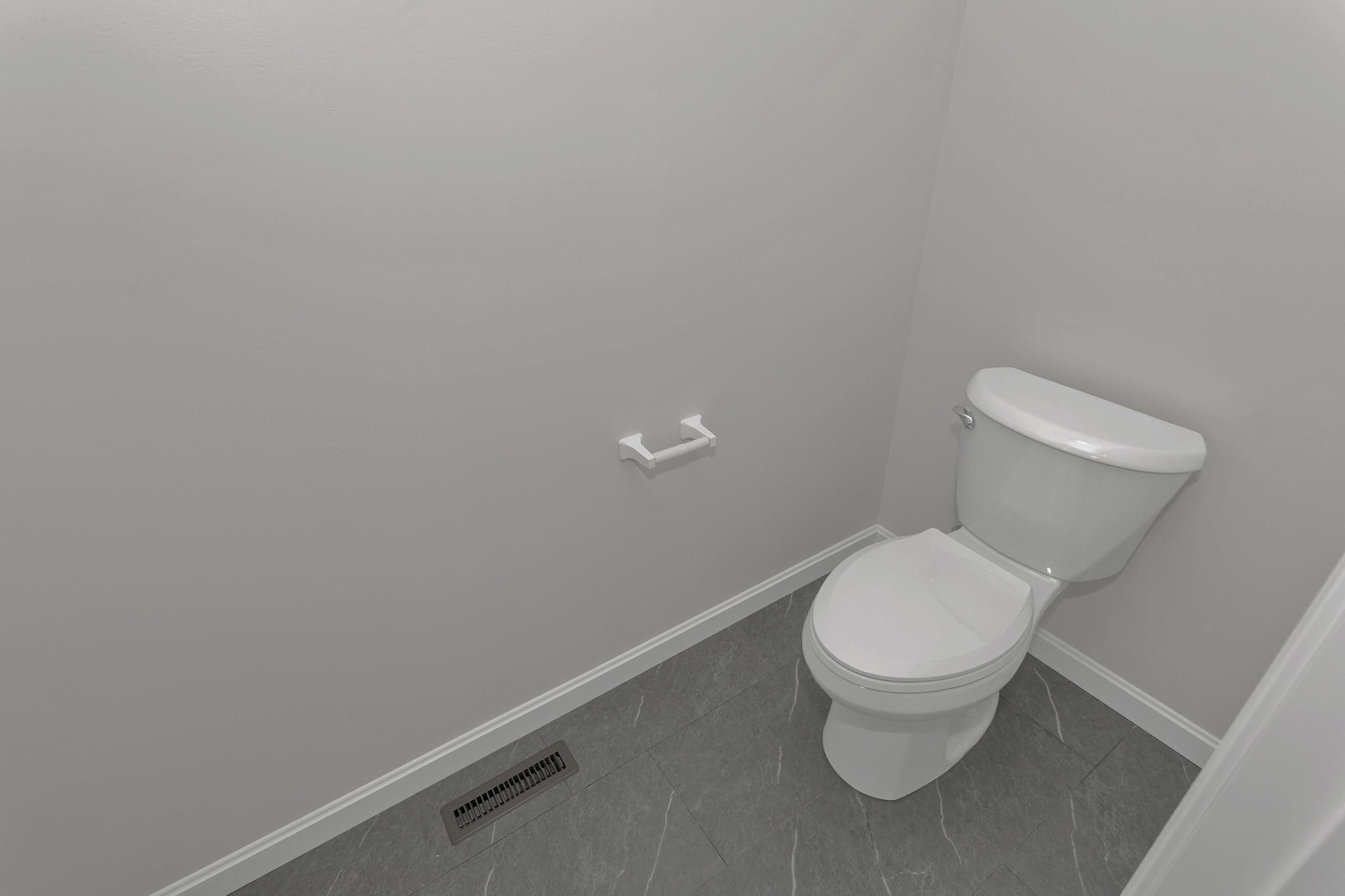 63 Euclid Ave, Springfield, MA 01108 - Image 15