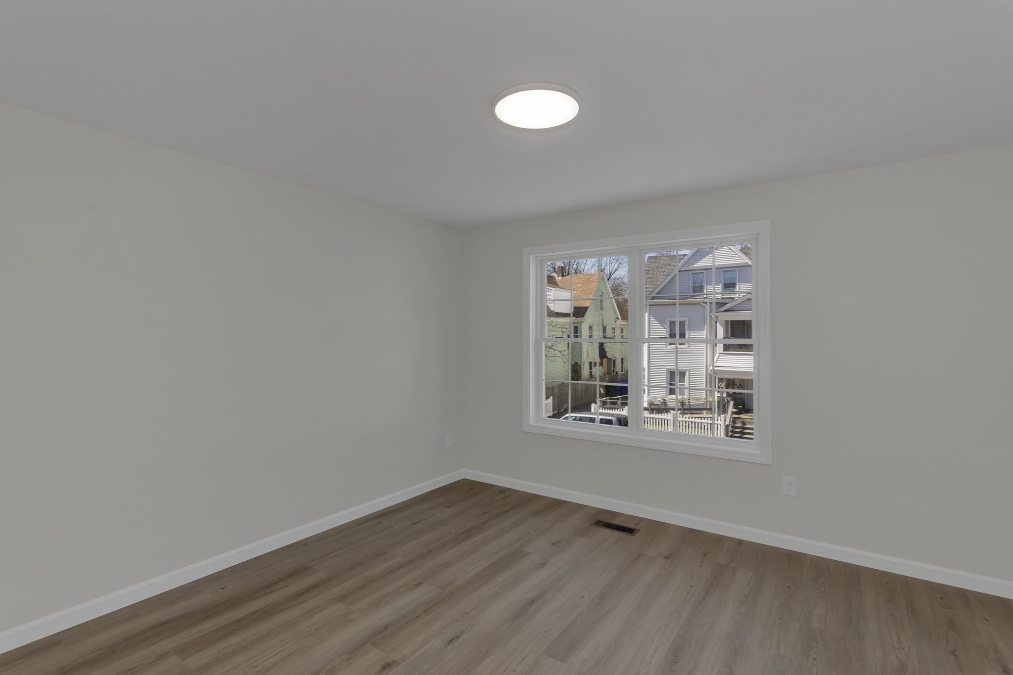 63 Euclid Ave, Springfield, MA 01108 - Image 23
