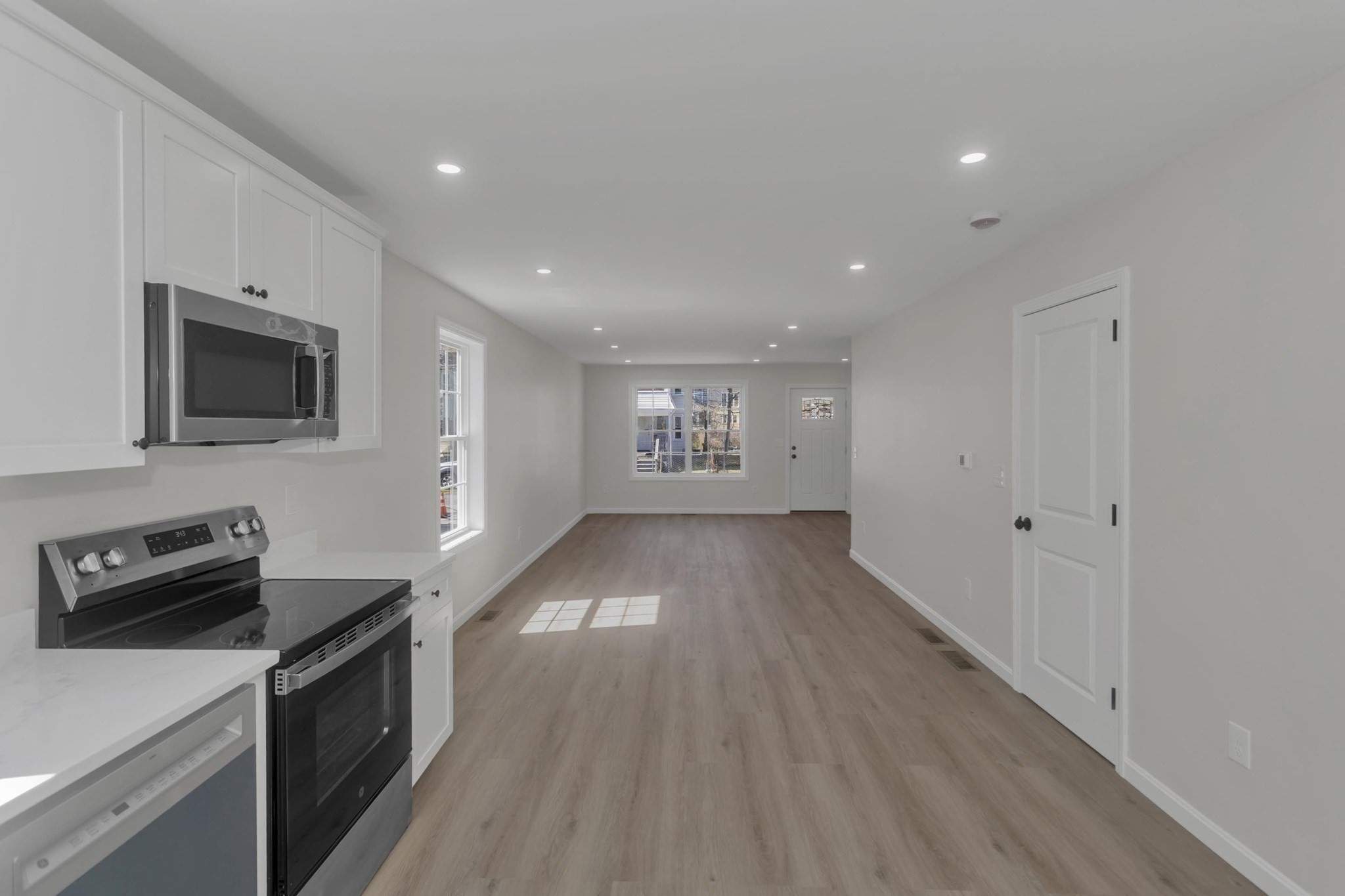 63 Euclid Ave, Springfield, MA 01108 - Image 6