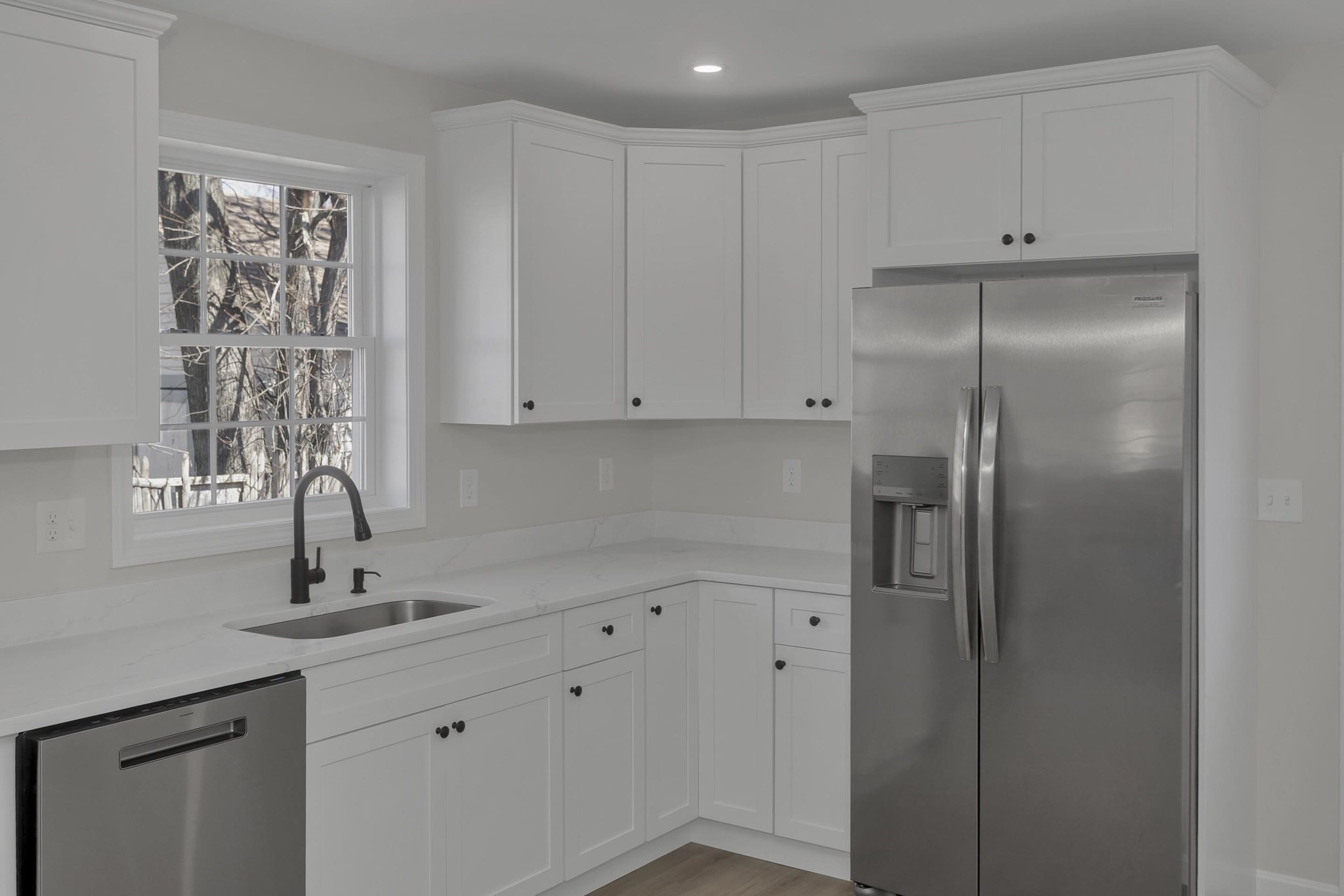 63 Euclid Ave, Springfield, MA 01108 - Image 10