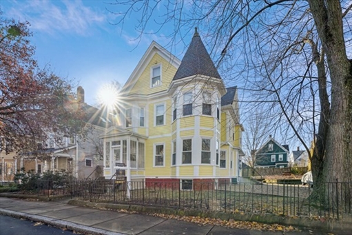 9 Kidder Ave, Apt 2