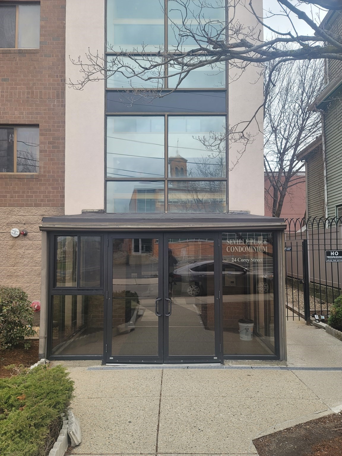 24 Corey St Unit 201, Everett, MA 02149 - Image 2