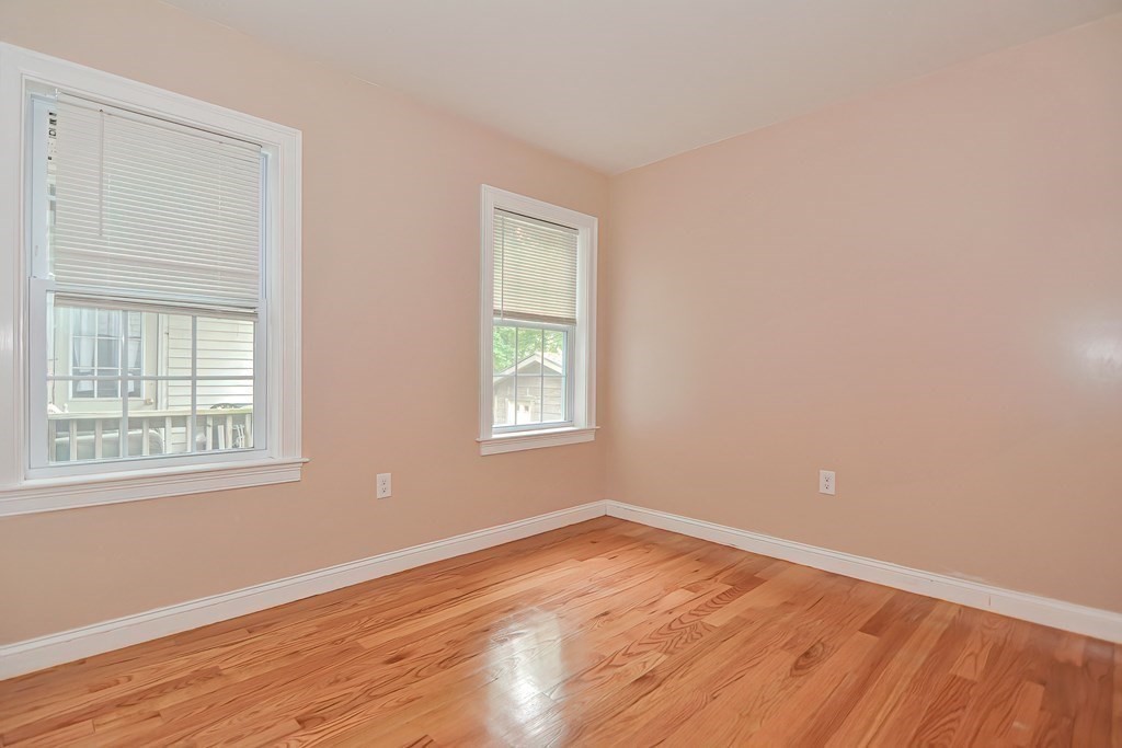 35 Ellington St, Dorchester, Boston, MA 02121 - Image 28