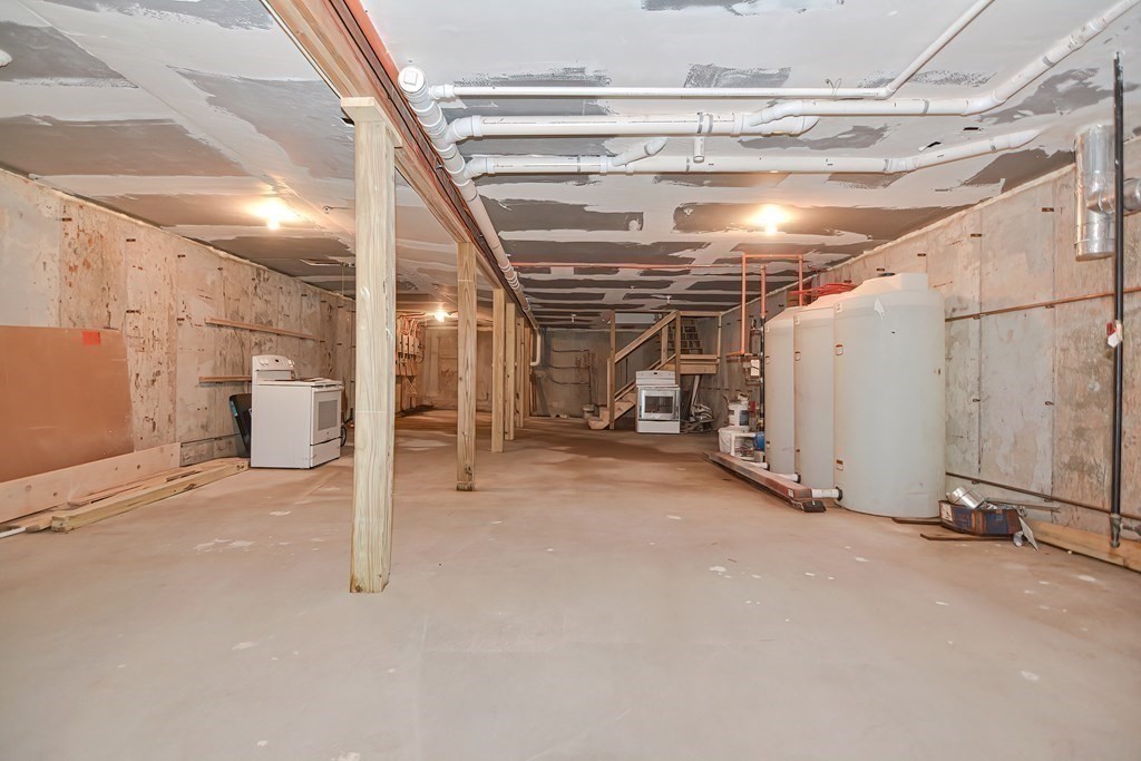 35 Ellington St, Dorchester, Boston, MA 02121 - Image 36