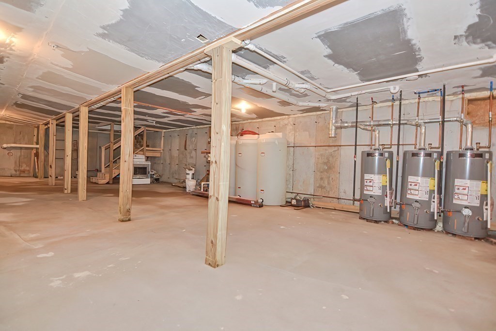 35 Ellington St, Dorchester, Boston, MA 02121 - Image 38