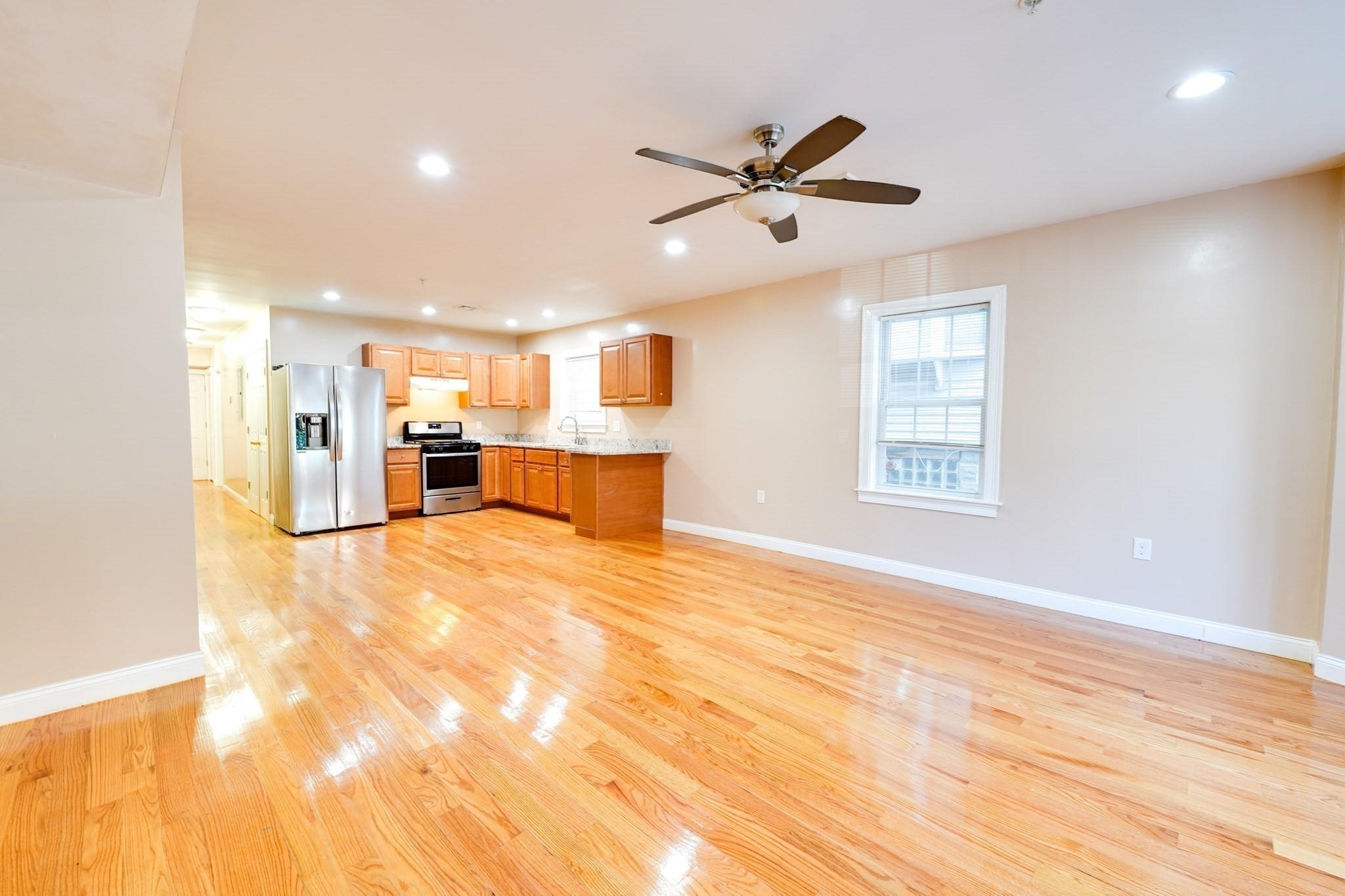 35 Ellington St, Dorchester, Boston, MA 02121 - Image 9