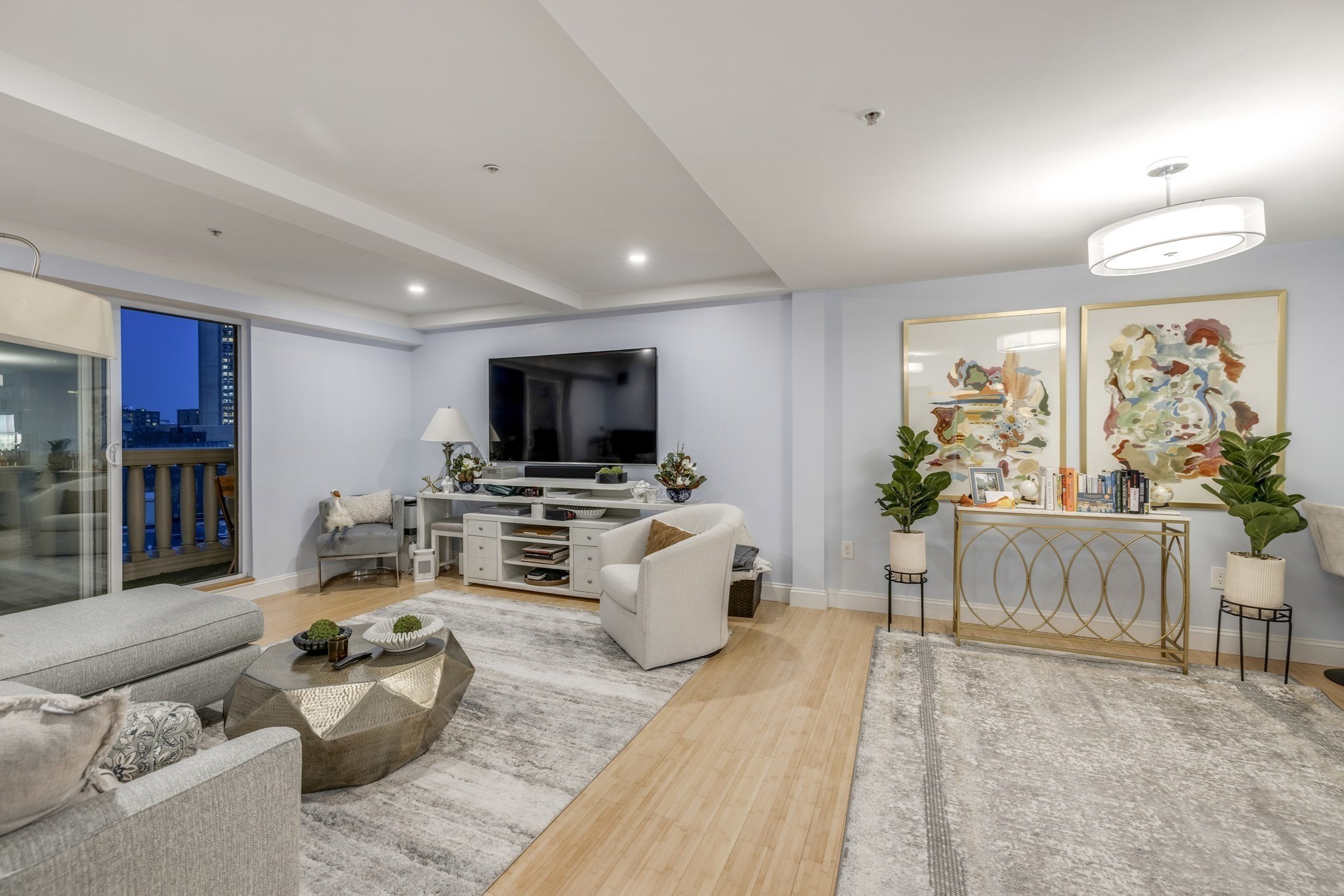 183 Massachusetts Ave Unit 602, Fenway, Boston, MA 02115