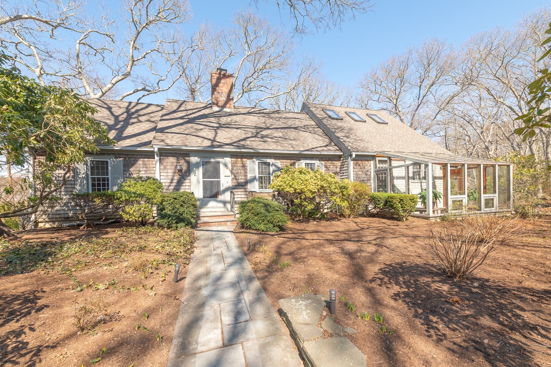 72 Loop Rd, Falmouth, MA 02540