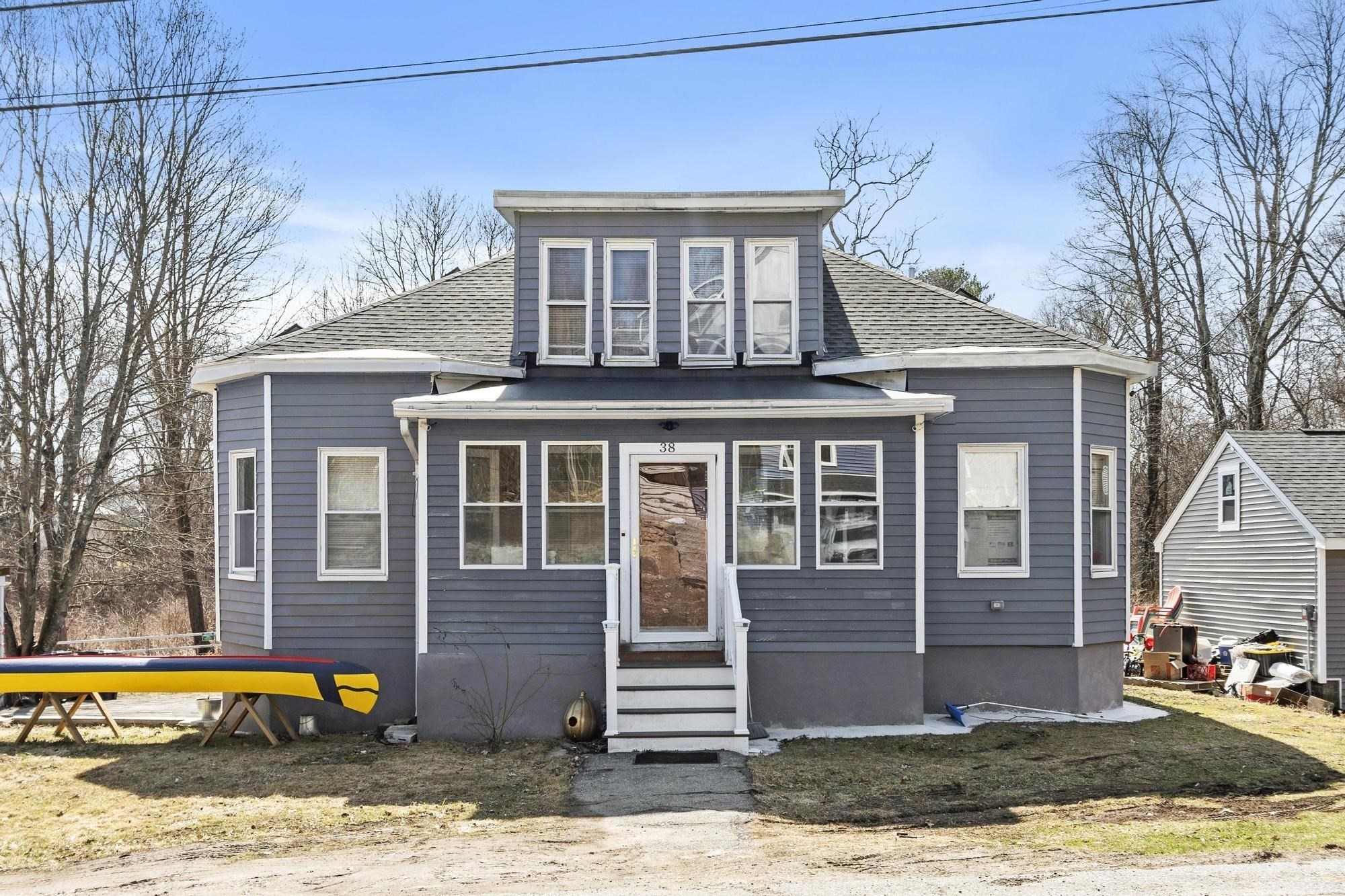 38 Burdette Rd, Dracut, MA 01826