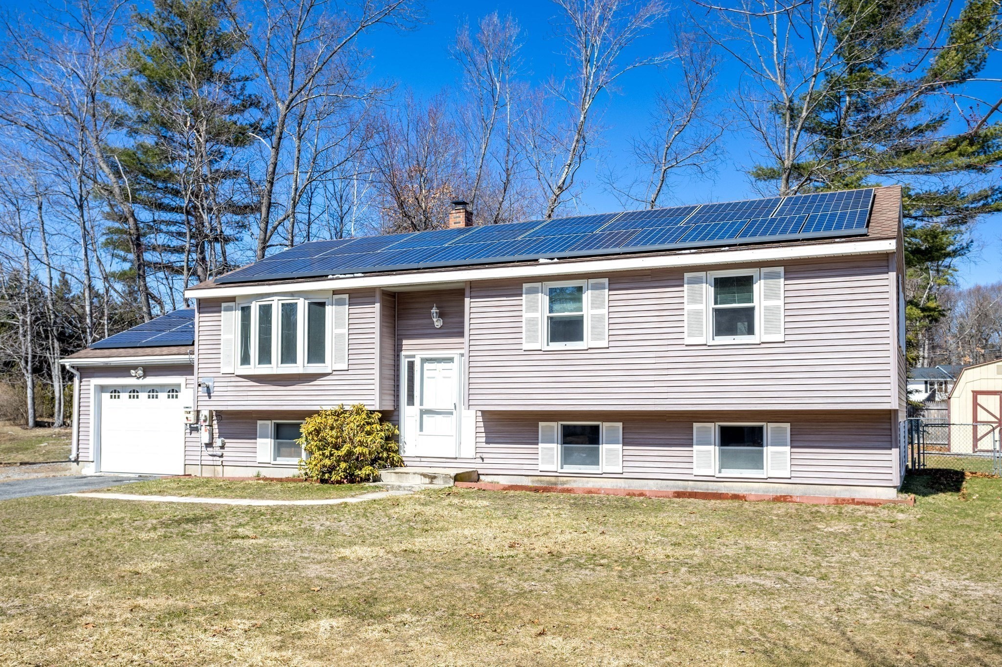 65 Gordon Street, Leominster, MA 01453