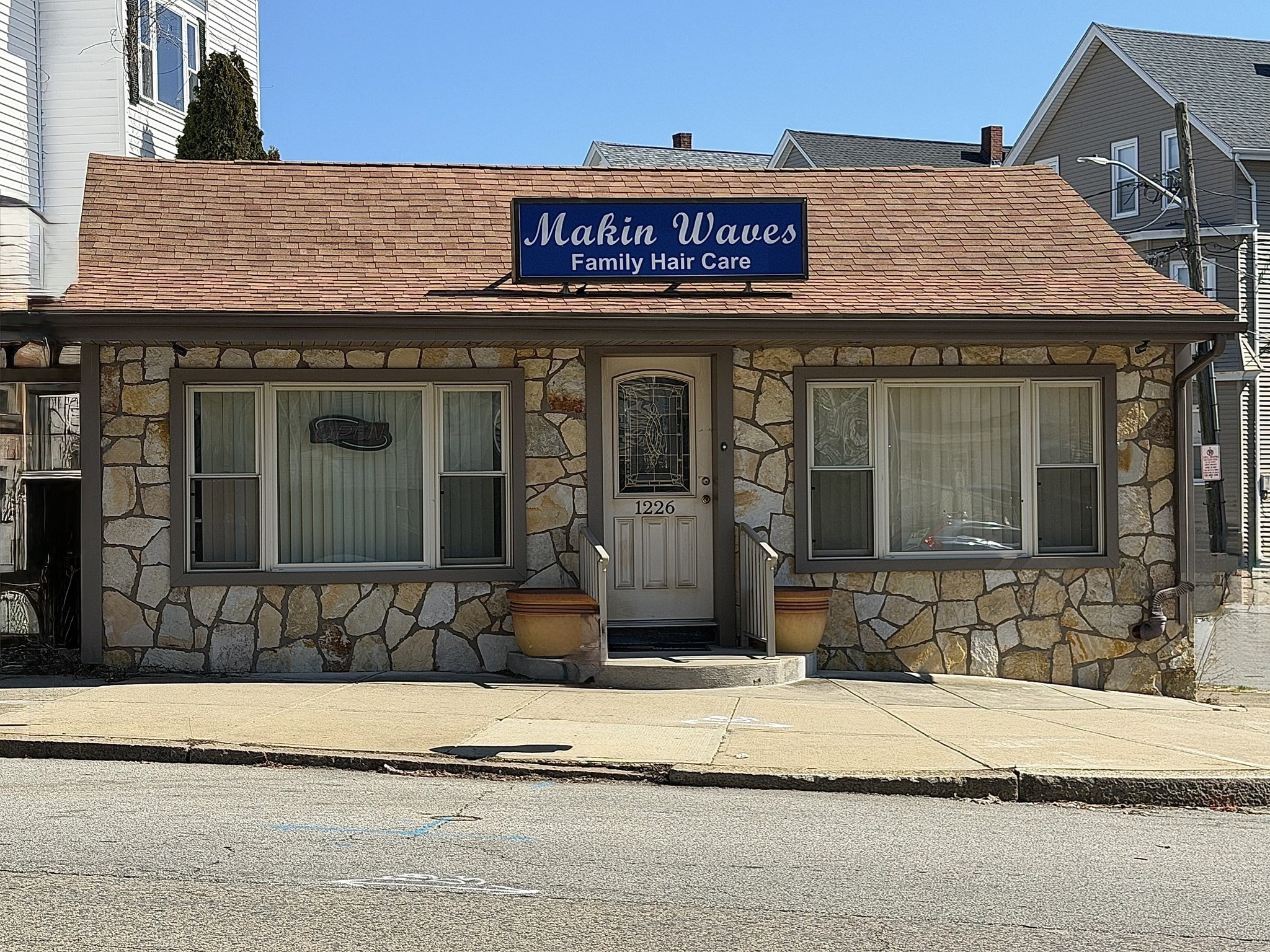 1226 S Main St, Fall River, MA 02724