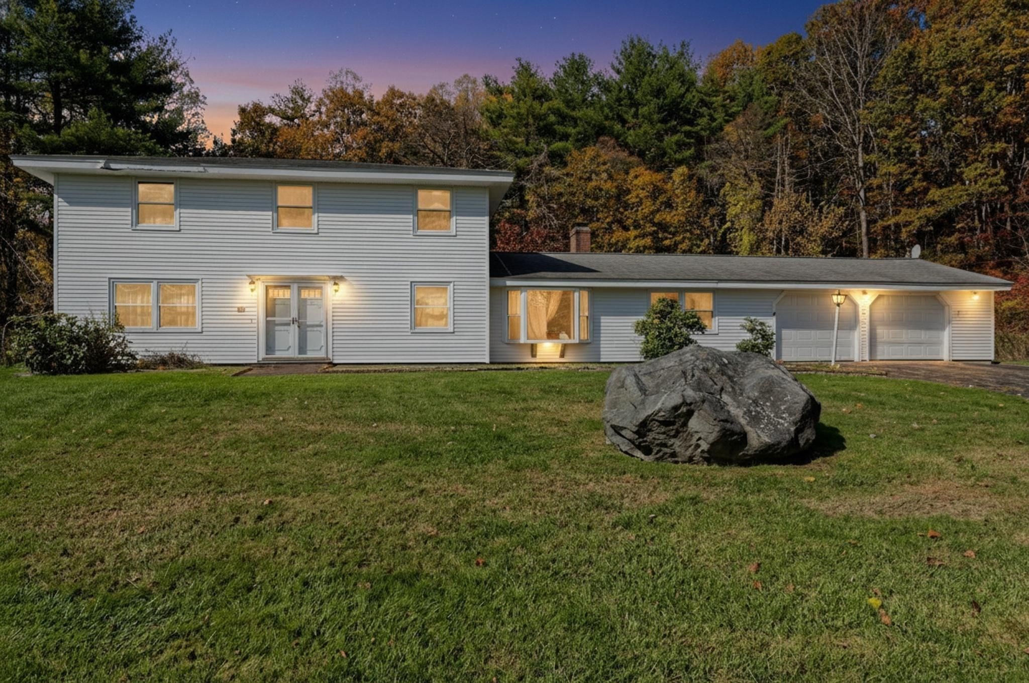 50 Juniper Ln, Framingham, MA 01701