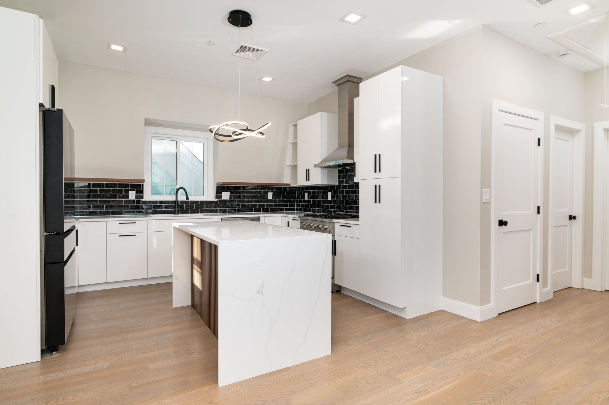 13 Arlington St Unit C, Somerville, MA 02145