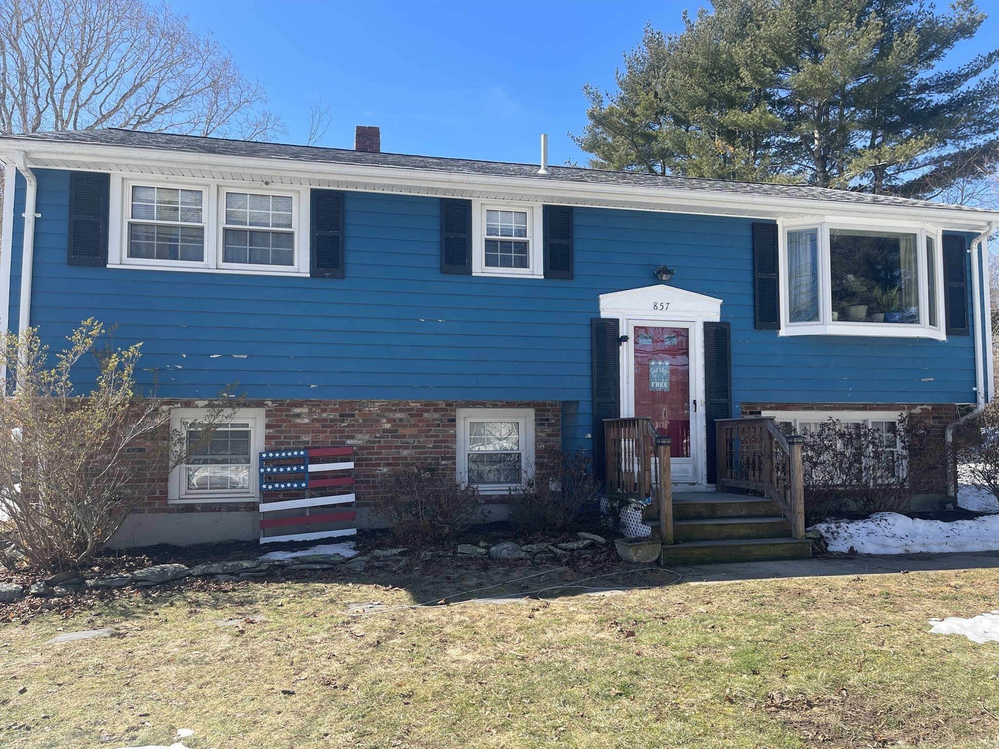 857 South St, Bridgewater, MA 02324