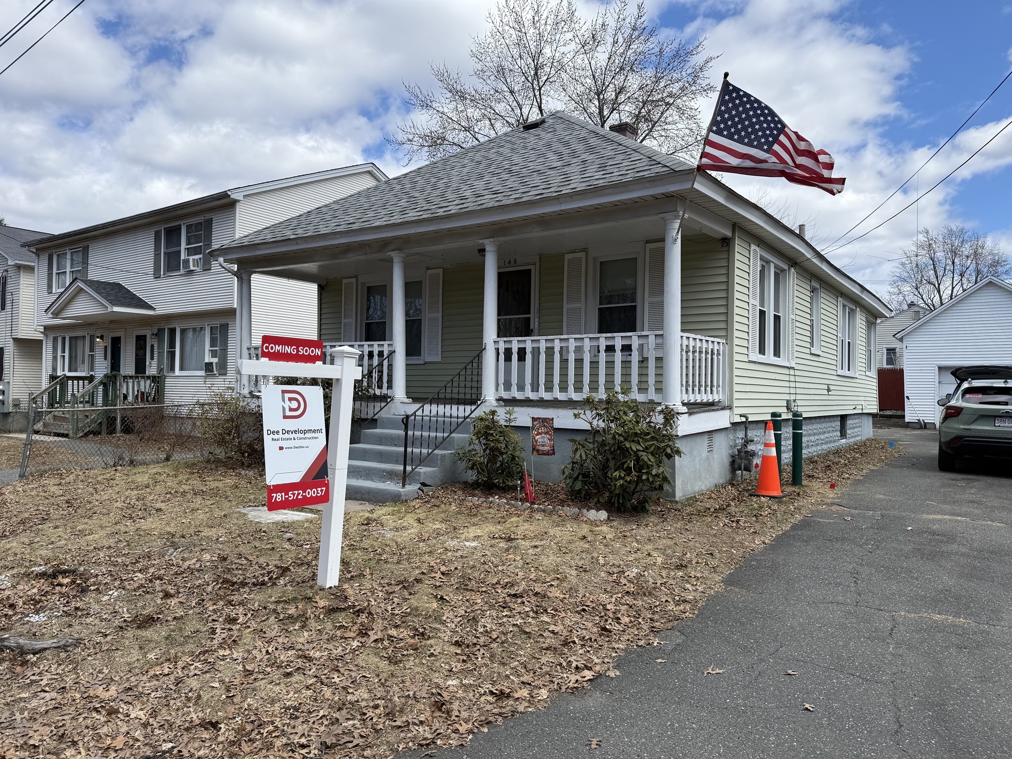 145 Moxon St, Springfield, MA 01151