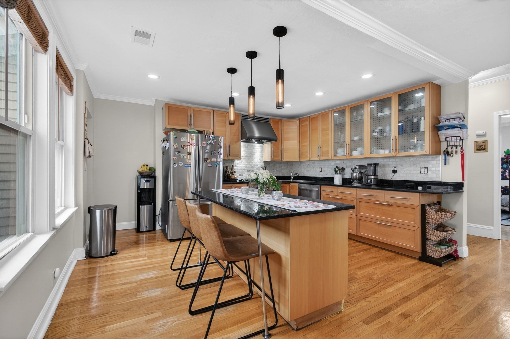 408 Seaver St Unit 2PH, Dorchester, Boston, MA 02121