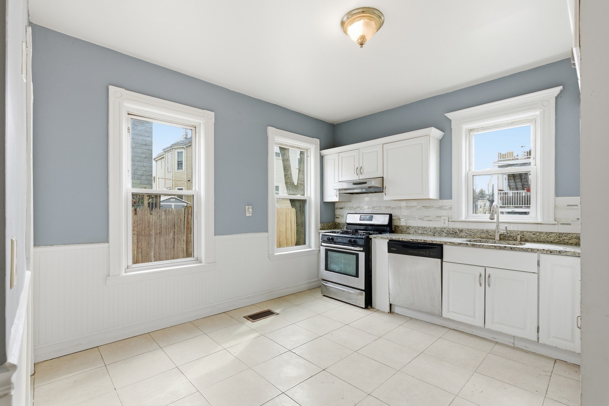 9 Edwin St, Dorchester, Boston, MA 02124 - Image 17