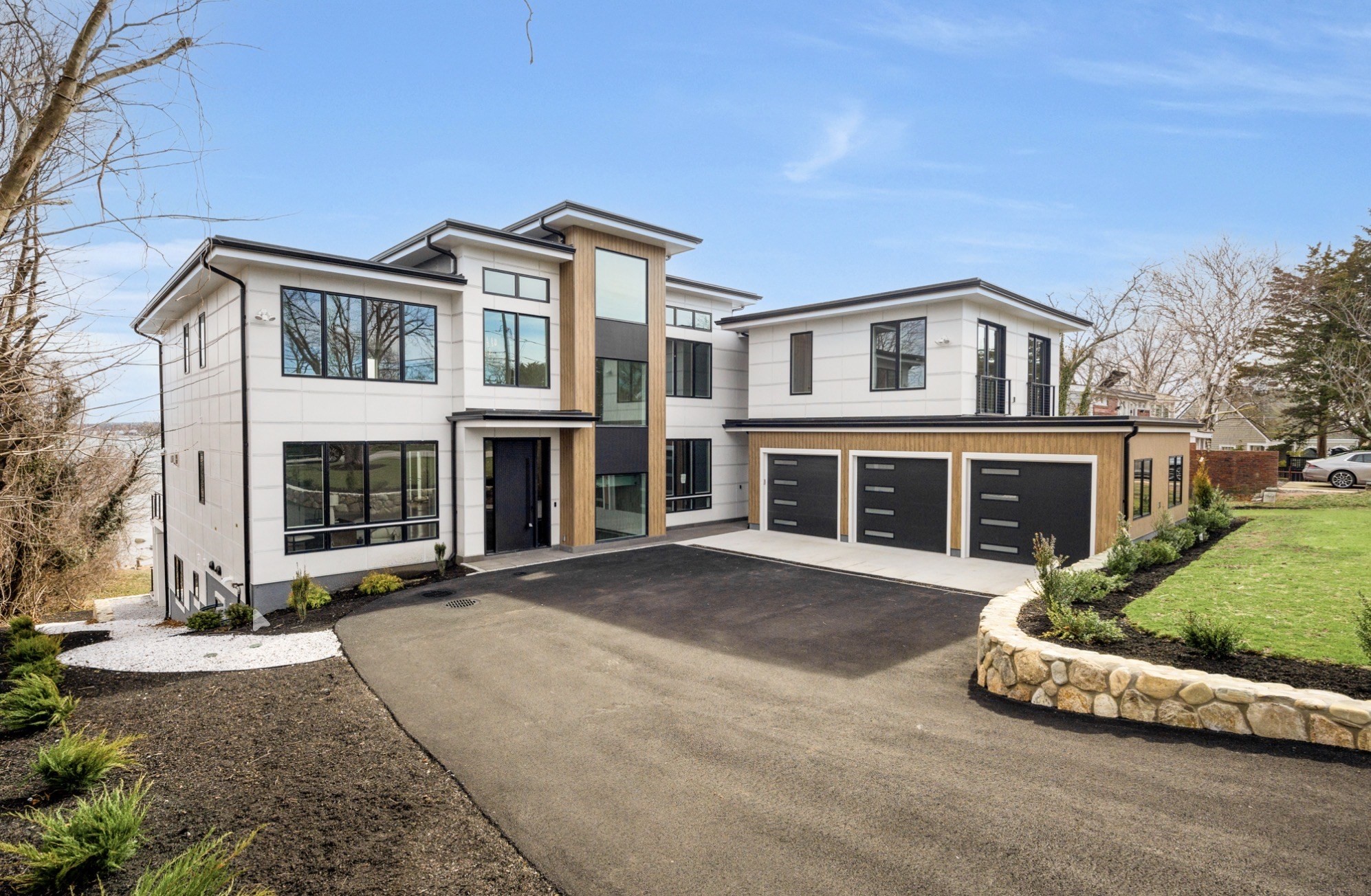 156 Crabtree, Quincy, MA 02171