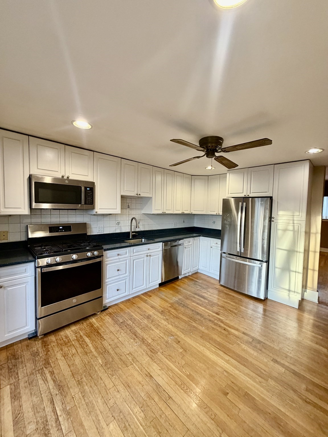 153 G, Boston - South Boston, MA 02127