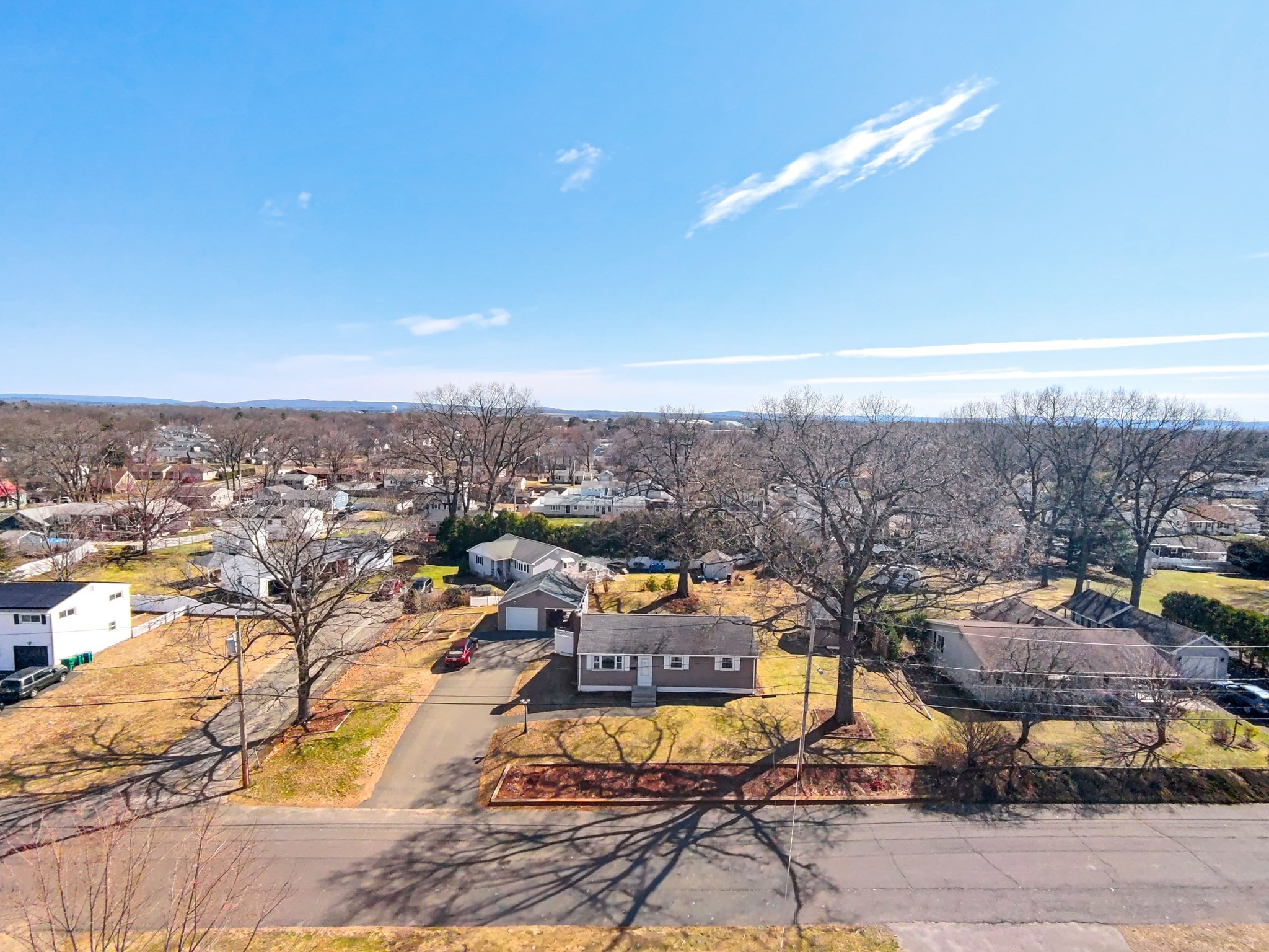 39 Dixie Terrace, Chicopee, MA 01020