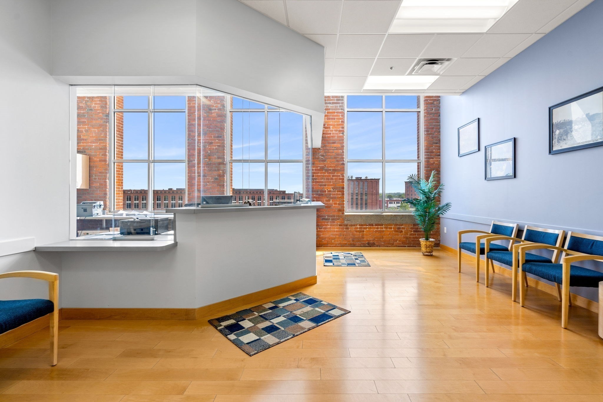 25 Marston St Unit 402, Lawrence, MA 01841