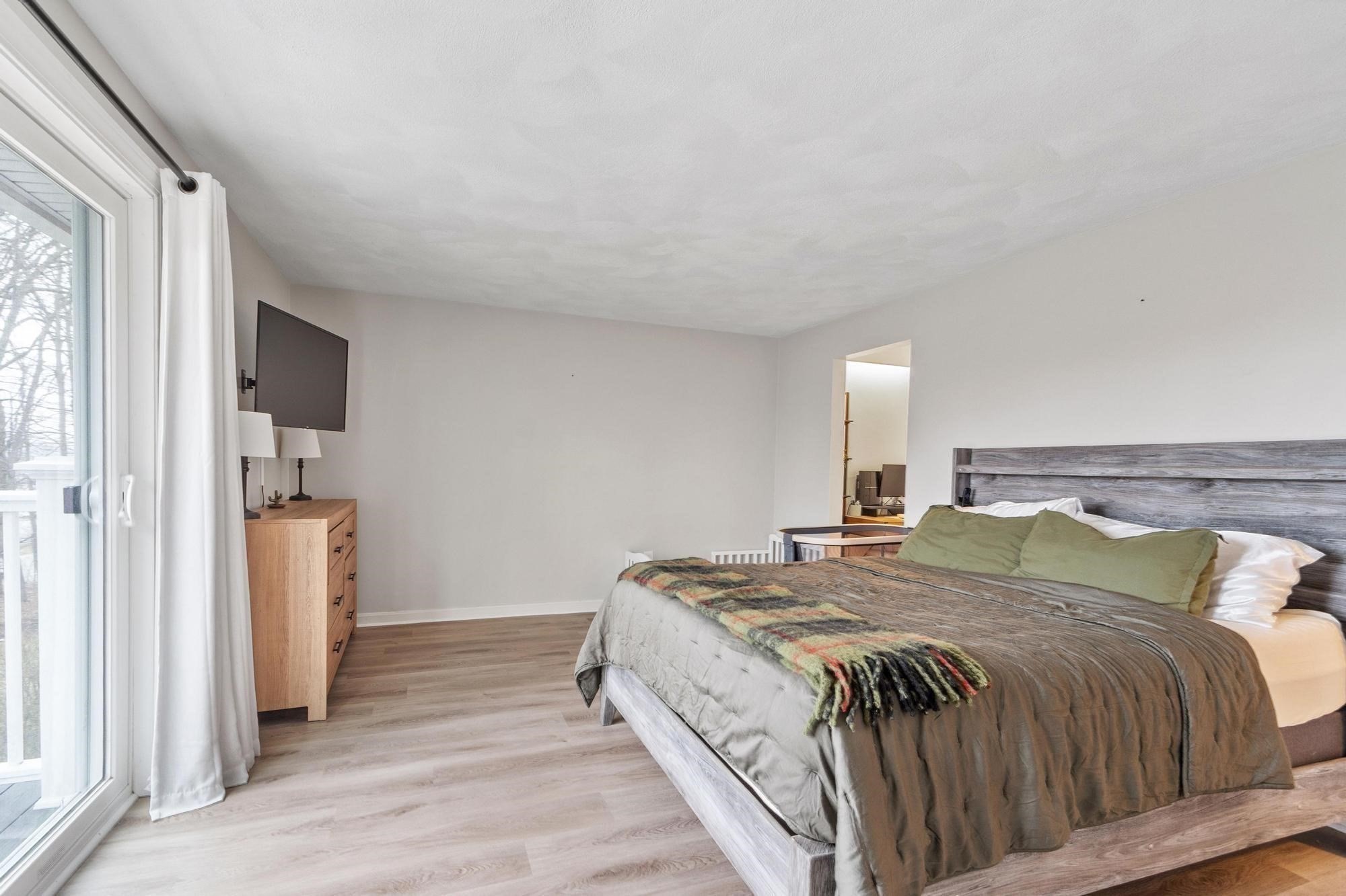 320 Newbury St Unit 704, Danvers, MA 01923 - Image 16