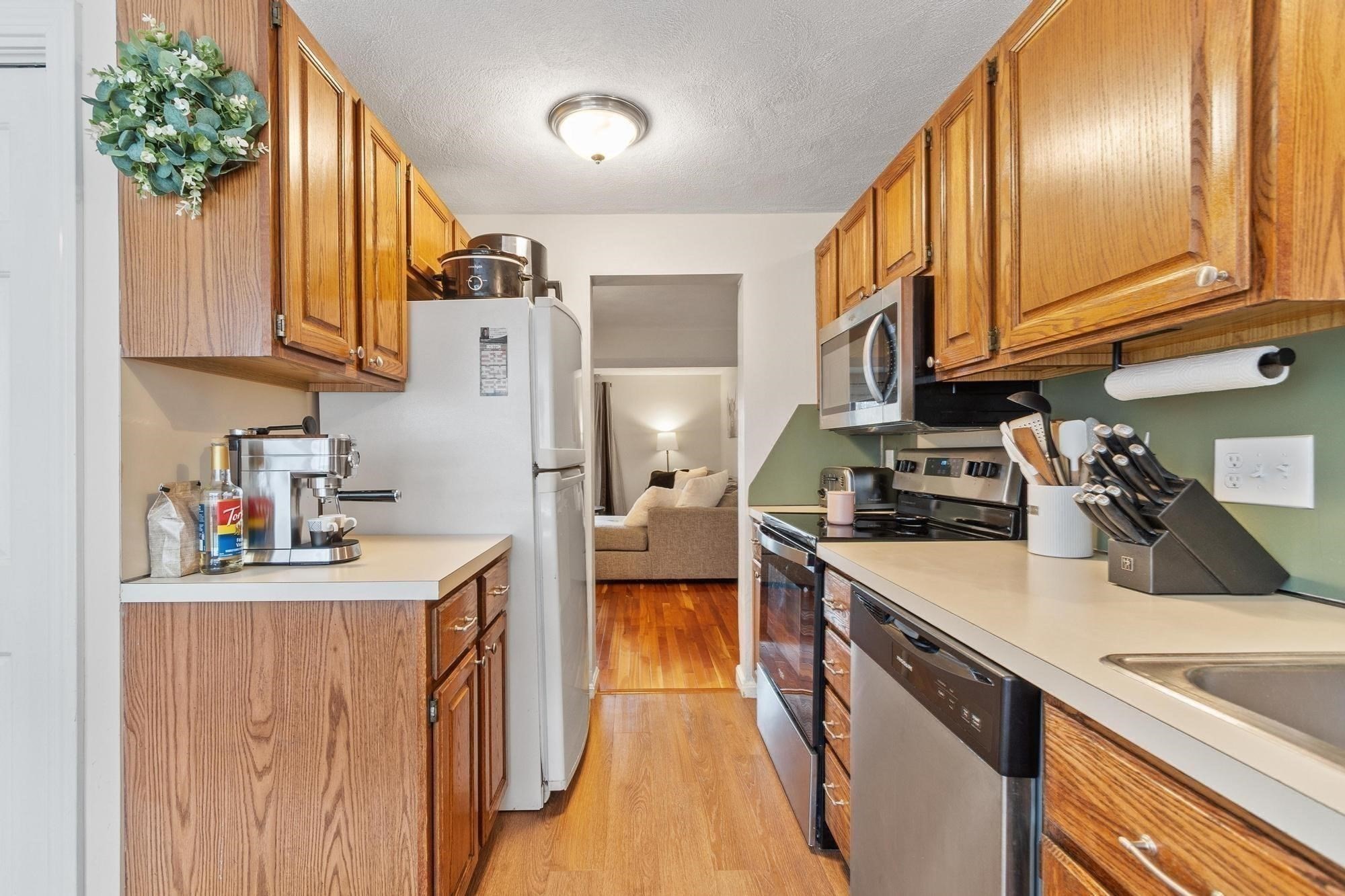 320 Newbury St Unit 704, Danvers, MA 01923 - Image 7