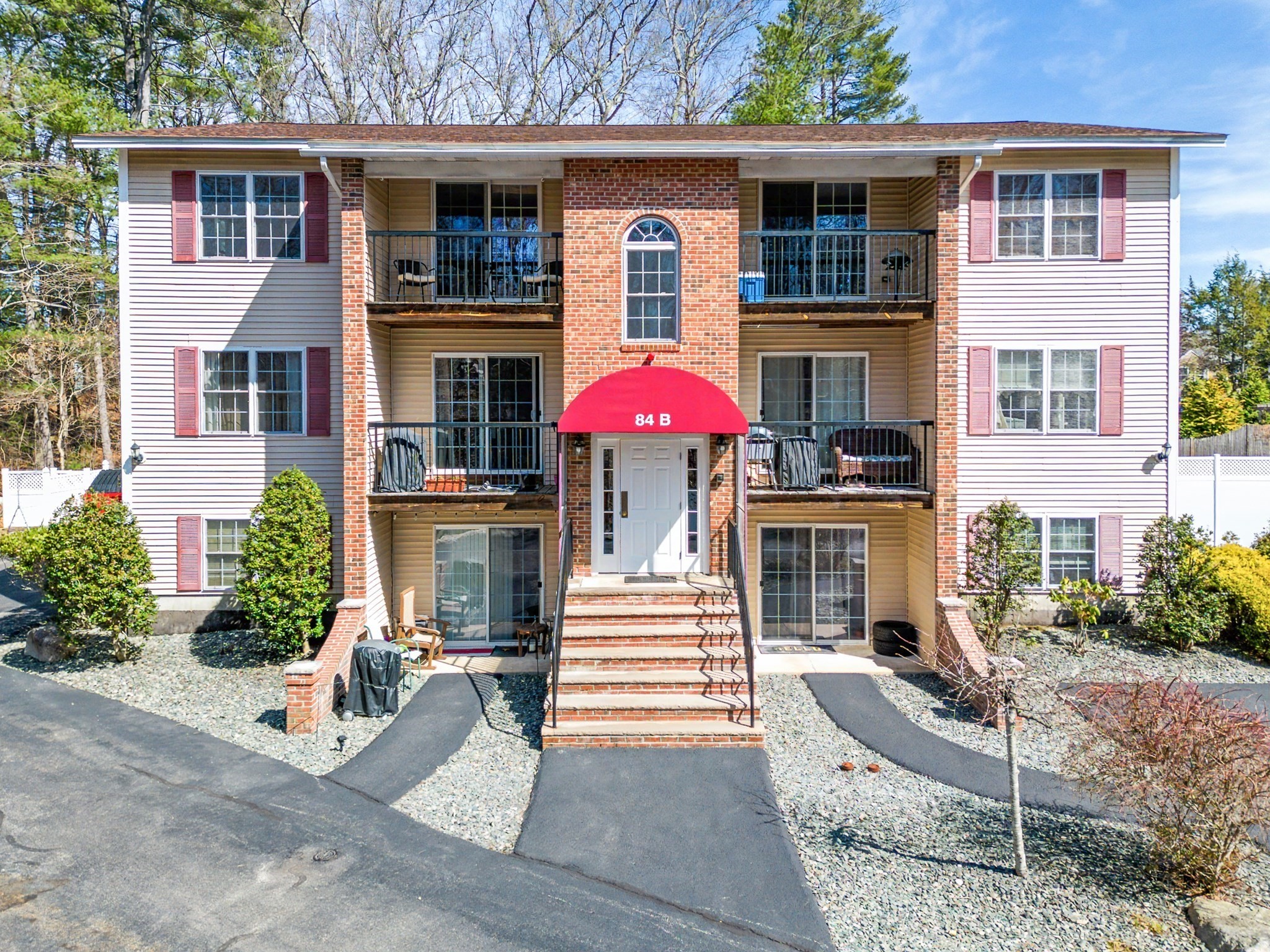 84 Cocasset St Unit B5, Foxboro, MA 02035