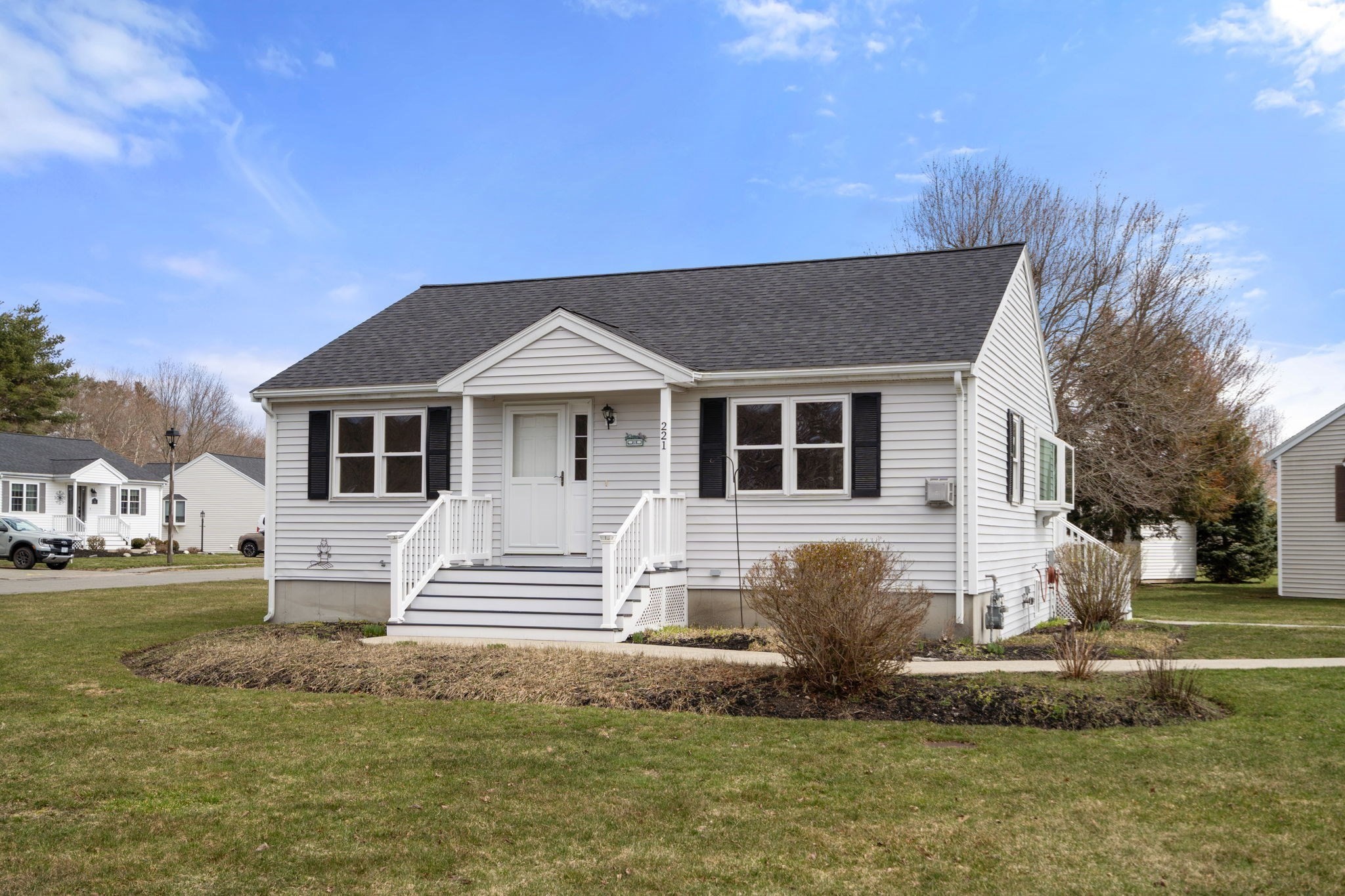 221 Crystal Water Drive Unit 221, East Bridgewater, MA 02333