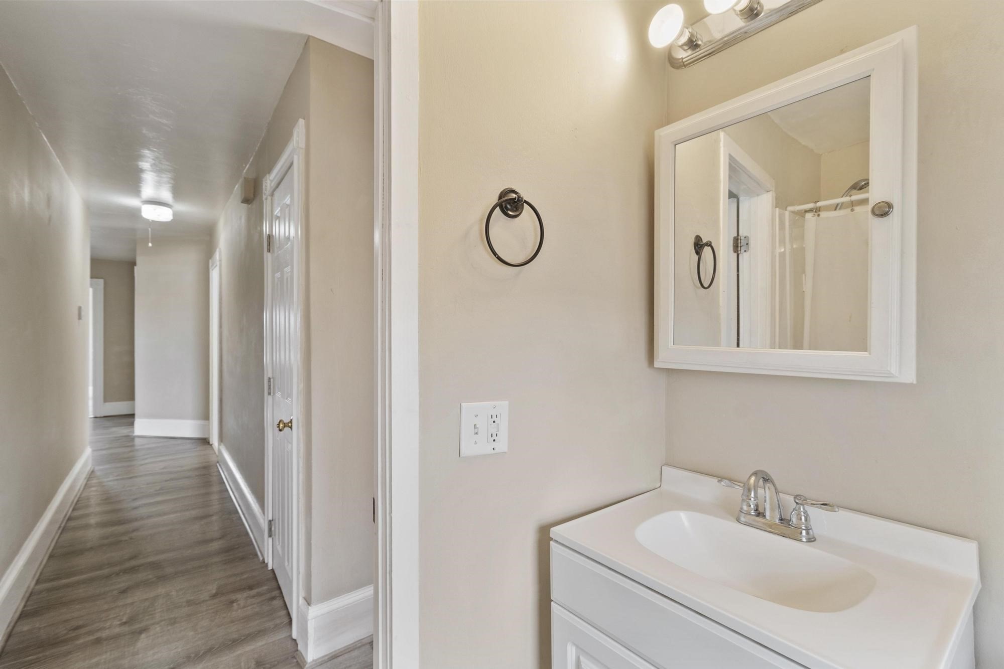 11 Pine Street, Leominster, MA 01453 - Image 33