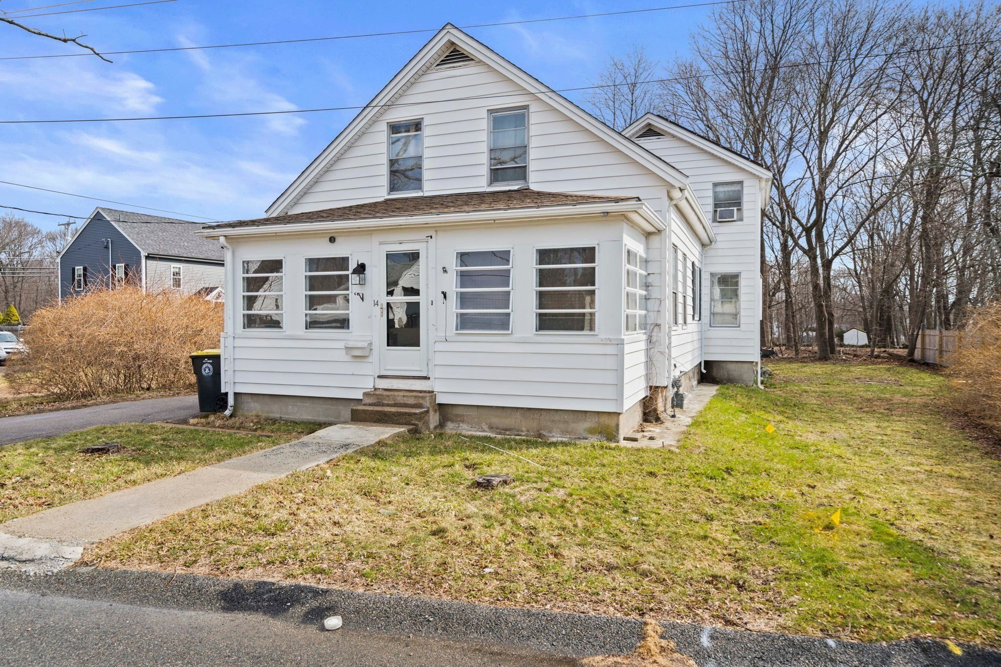 14 Foster St, Avon, MA 02322