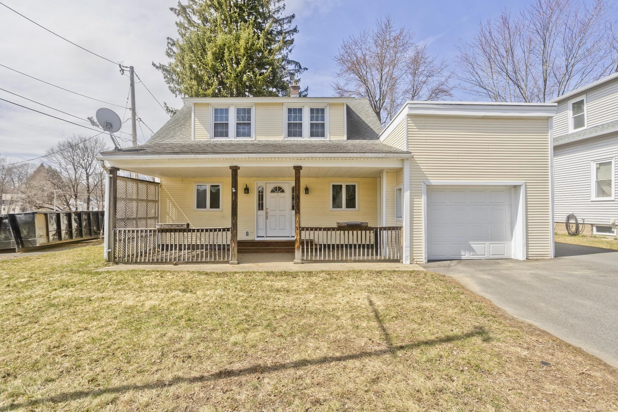 328 Newton St, South Hadley, MA 01075