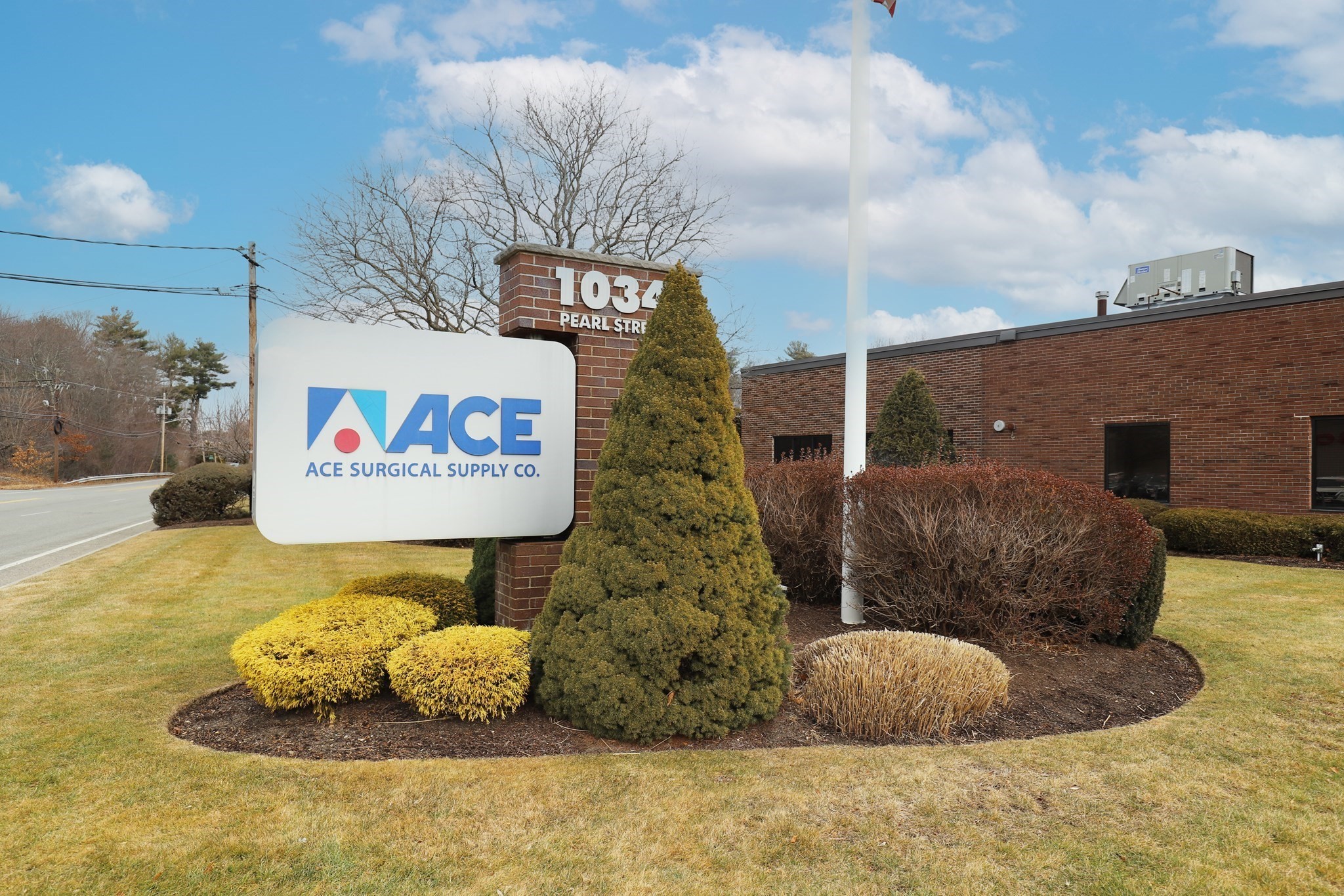 1034 Pearl St, Brockton, MA 02301