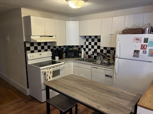 499 Park Drive, Apt 3