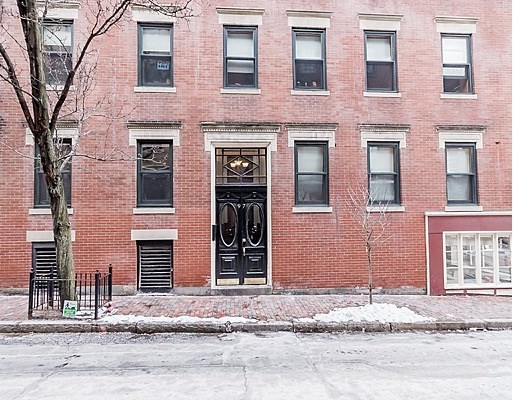 97 Myrtle St Unit 1, Beacon Hill, Boston, MA 02114