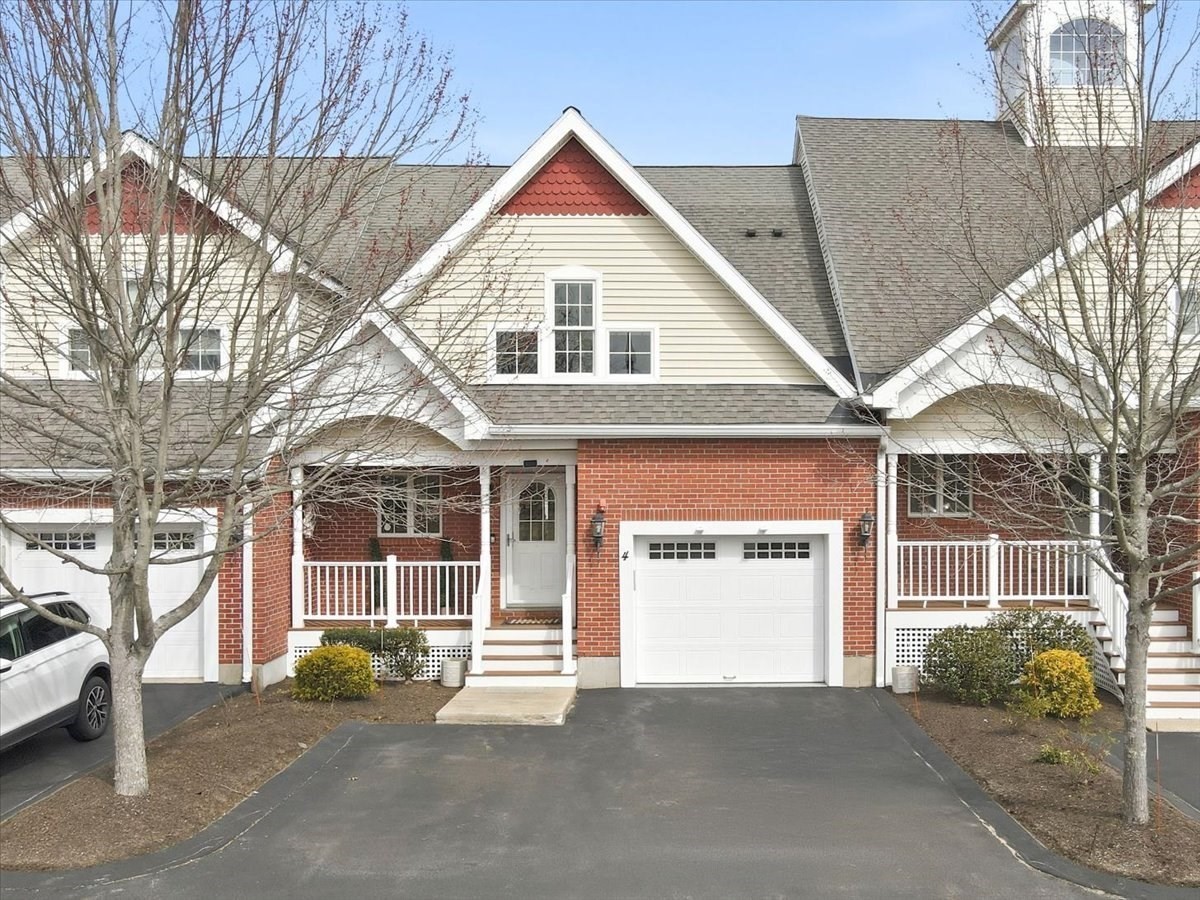 4 Dexter Rd Unit 4, Foxboro, MA 02035