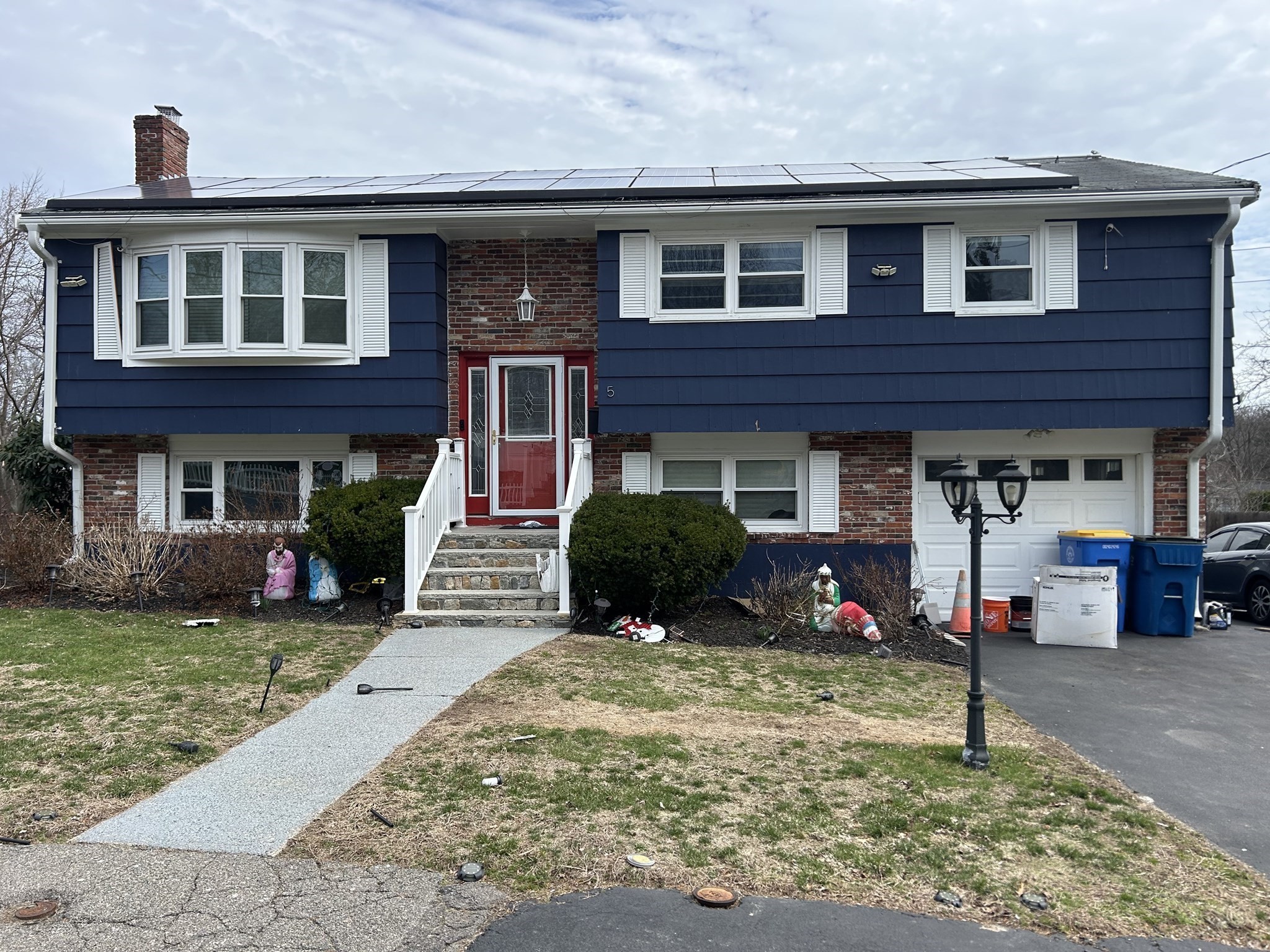 5 Dartmouth St, Randolph, MA 02368