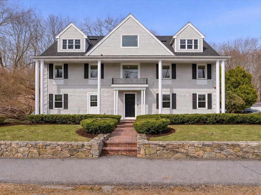 65 Eliot St, Natick, MA 01760