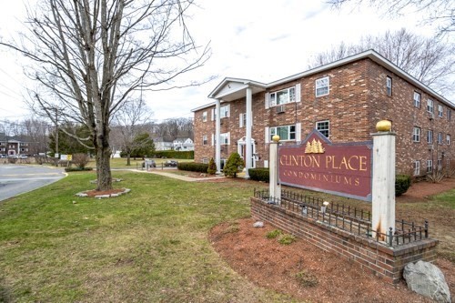 39 Berlin St Unit 315, Clinton, MA 01510