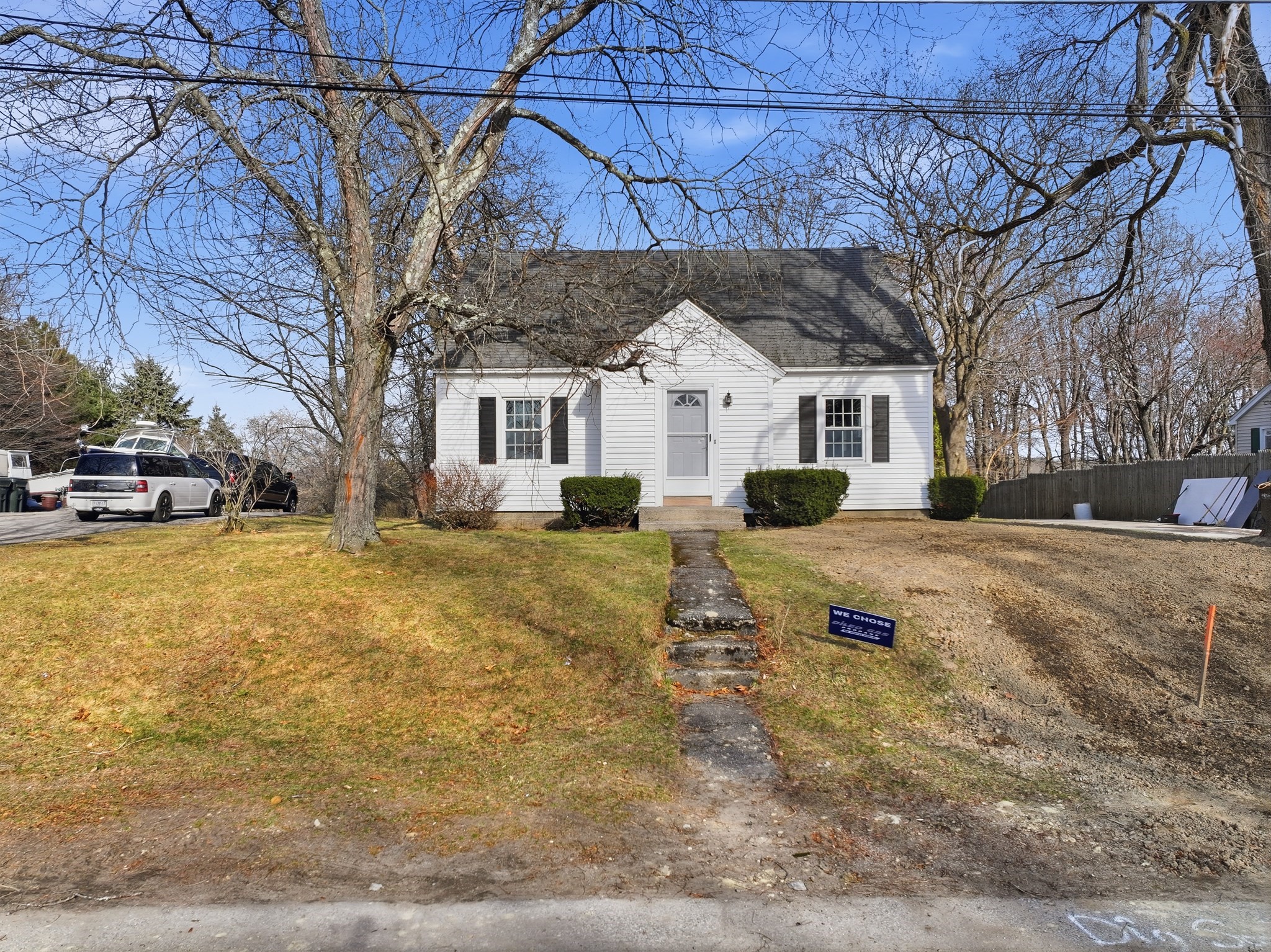 18 Carroll St, Auburn, MA 01501