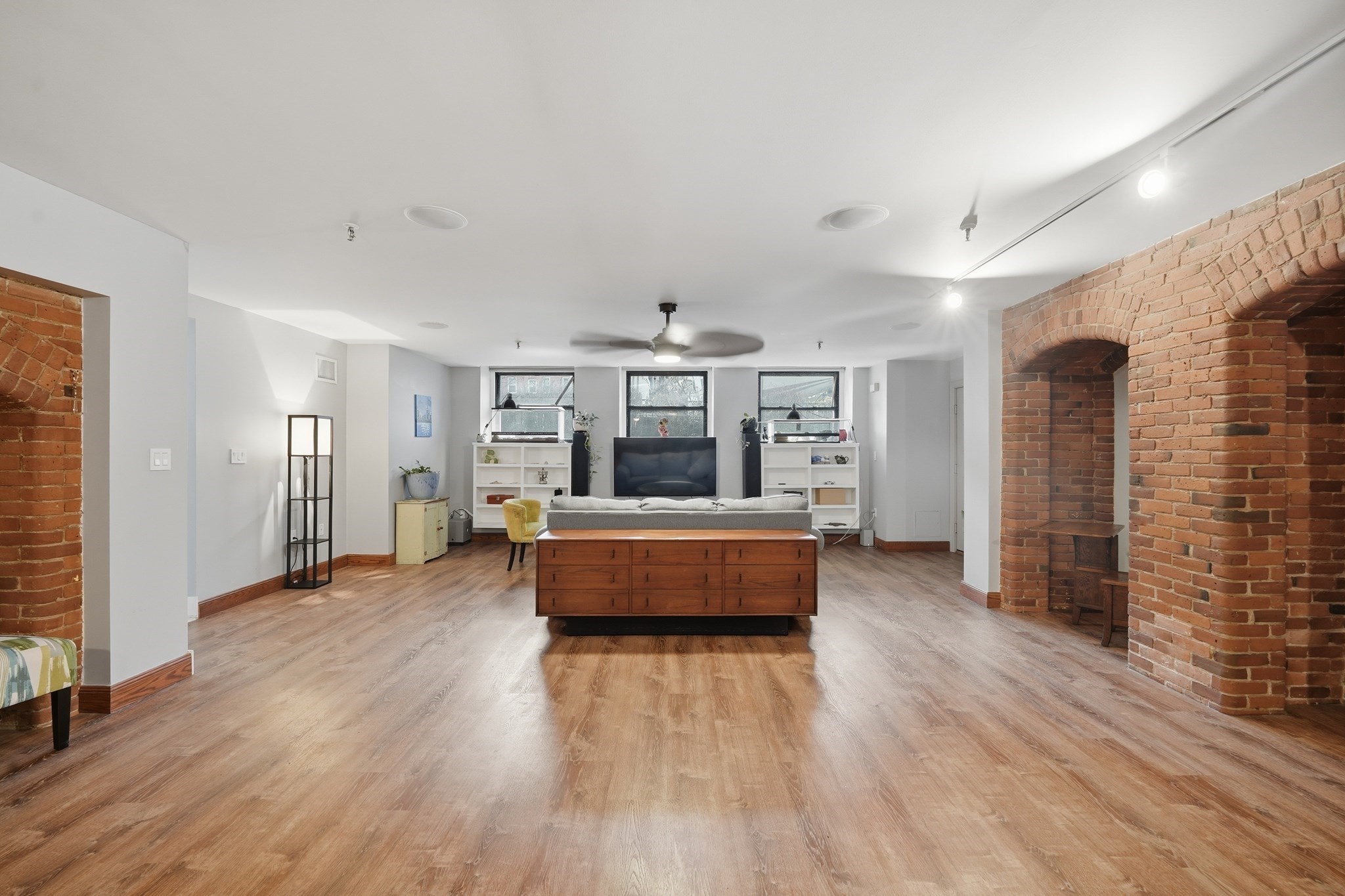 235 State St Unit 111, Springfield, MA 01103